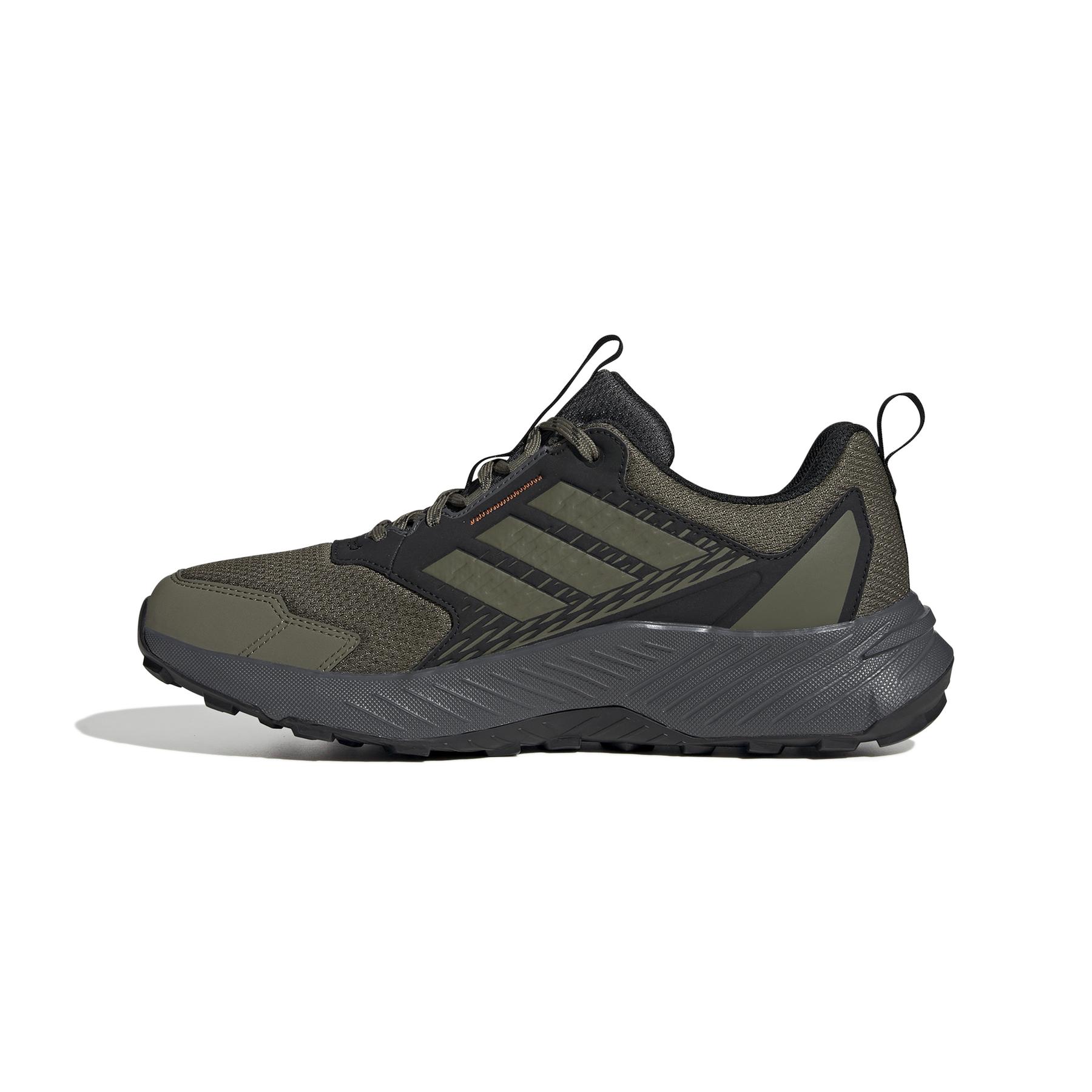 product/a/d/adidas_ji4285_5_footwear_photography_side_medial_center_view_white-nw091625.jpg