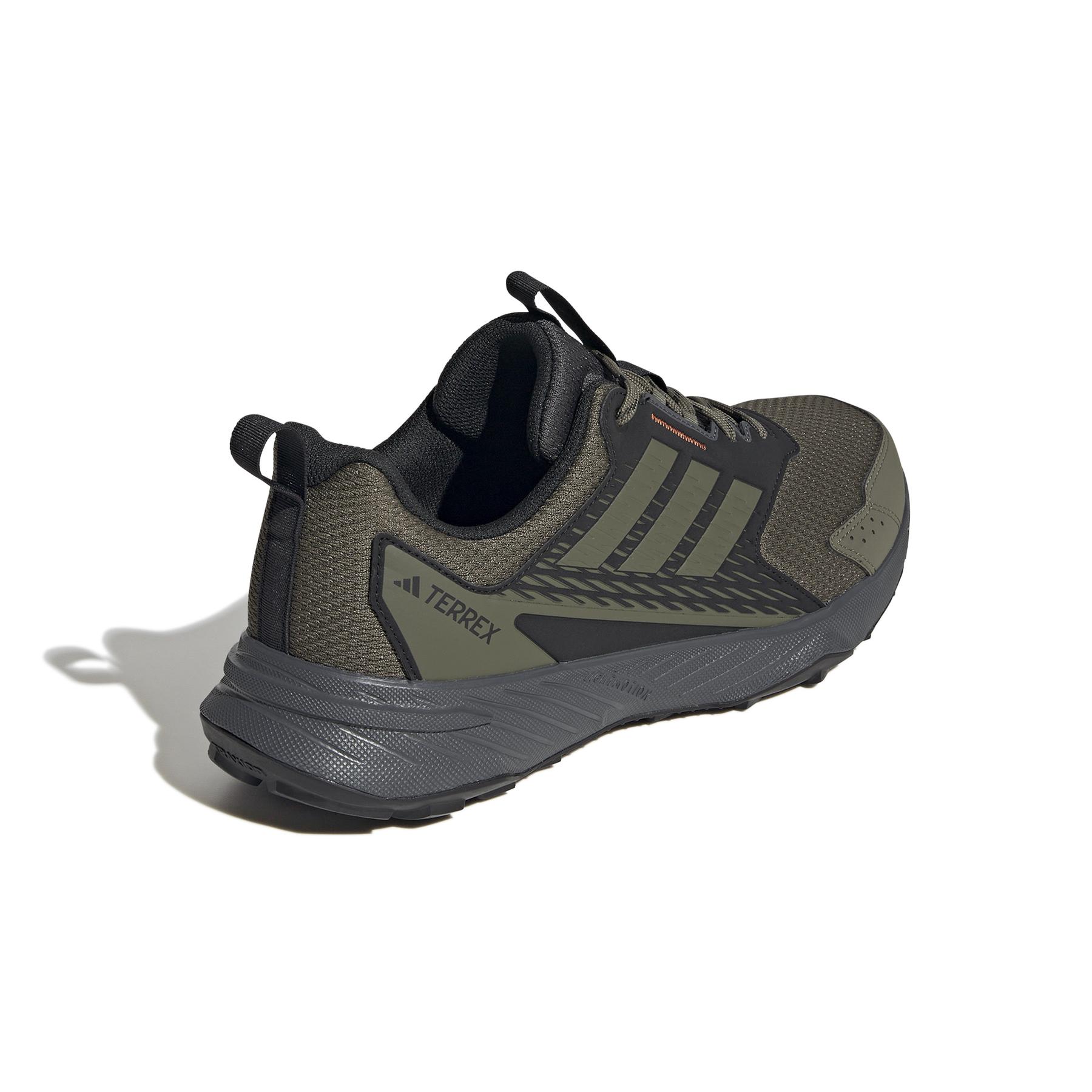 product/a/d/adidas_ji4285_7_footwear_photography_back_lateral_top_view_white-nw091625.jpg