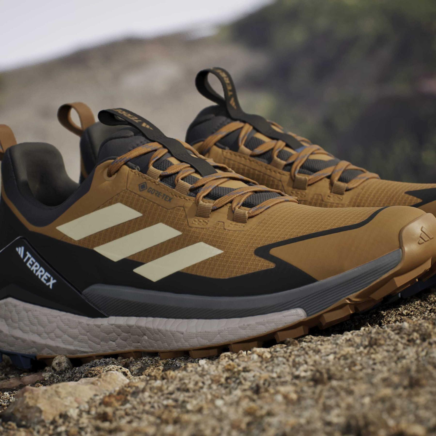 product/a/d/adidas_jp5611_22_footwear_photography_heromrktng_view_9-nw091625.jpg