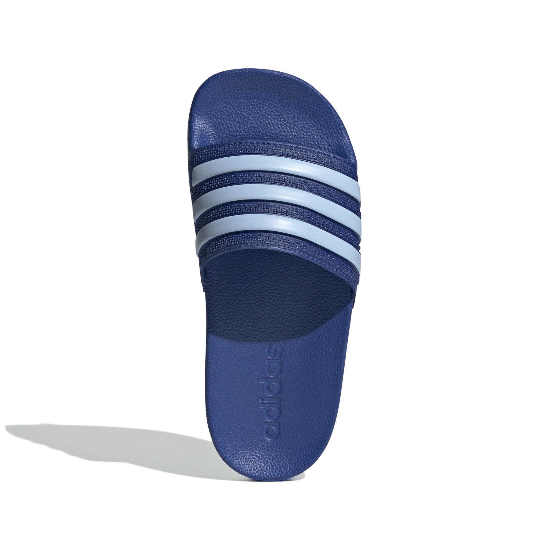 product/a/d/adidas_jp5782_3_footwear_photography_top_portrait_view_white.jpg