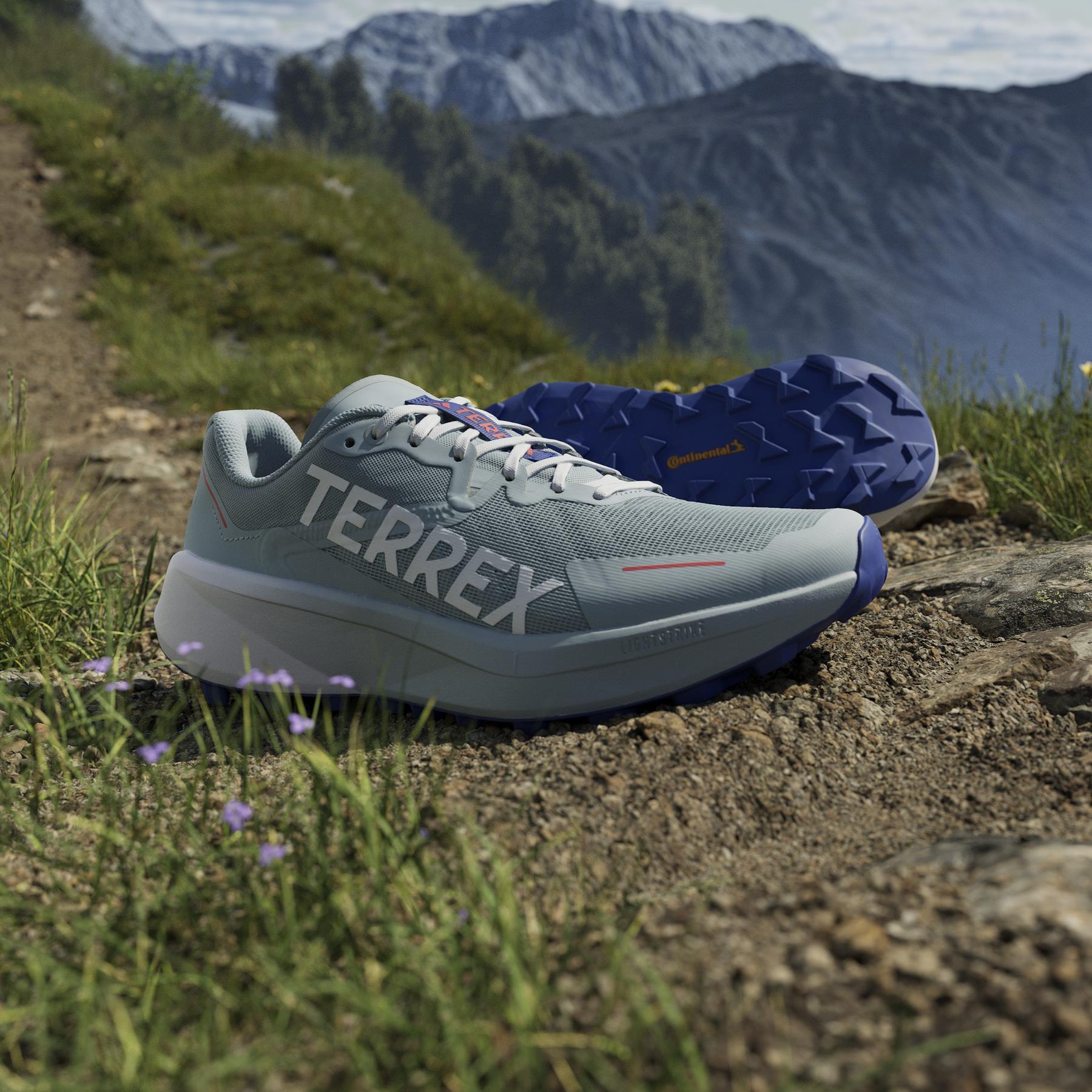 product/a/d/adidas_jp7255_21_footwear_photography_heromrktng_view_8-nw091625.jpg