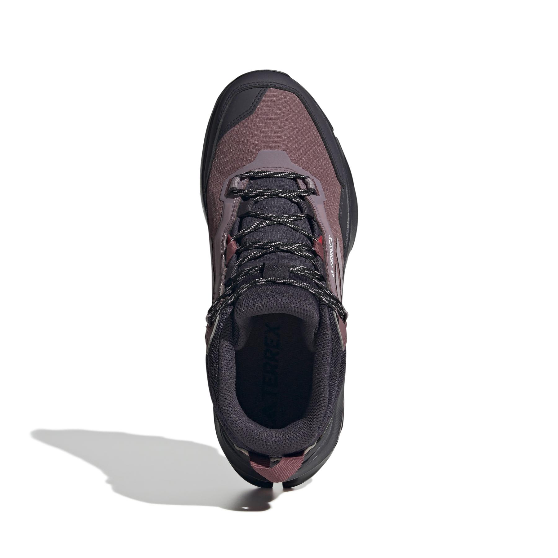product/a/d/adidas_jp7382_3_footwear_photography_top_portrait_view_white.jpg