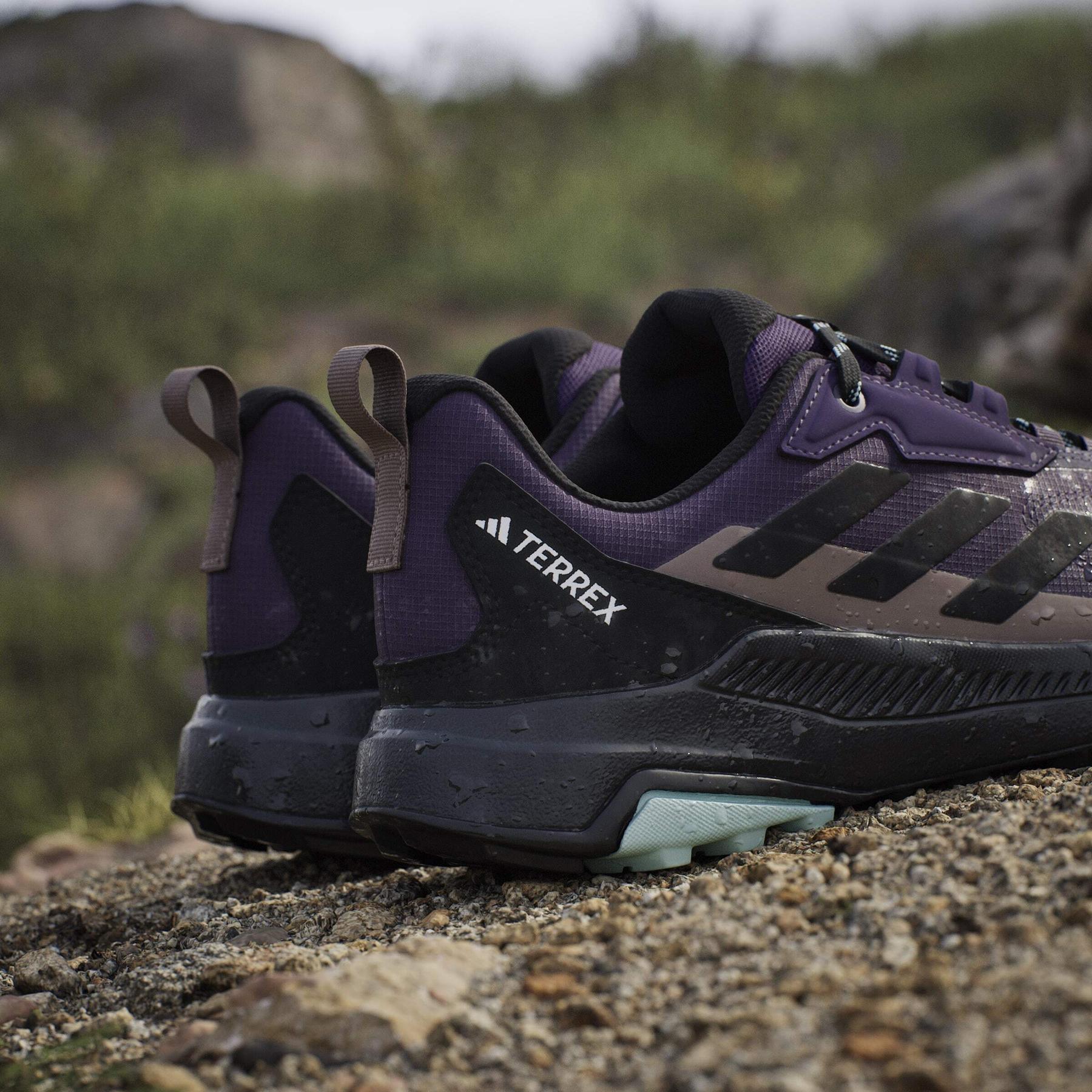product/a/d/adidas_jq1613_23_footwear_photography_heromrktng_view_10-nw091625.jpg