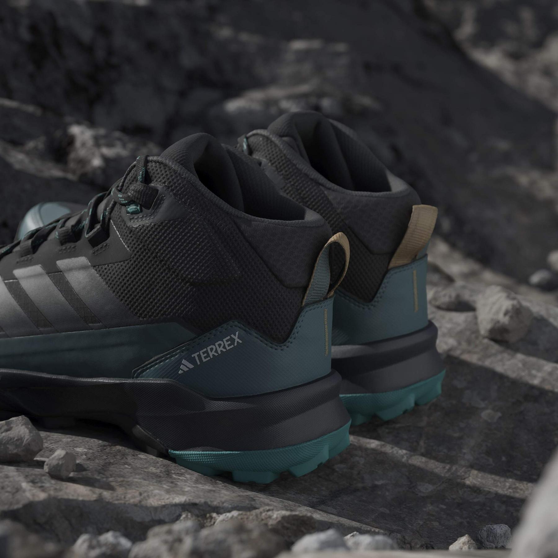 product/a/d/adidas_jq2206_23_footwear_photography_heromrktng_view_10-nw091625.jpg