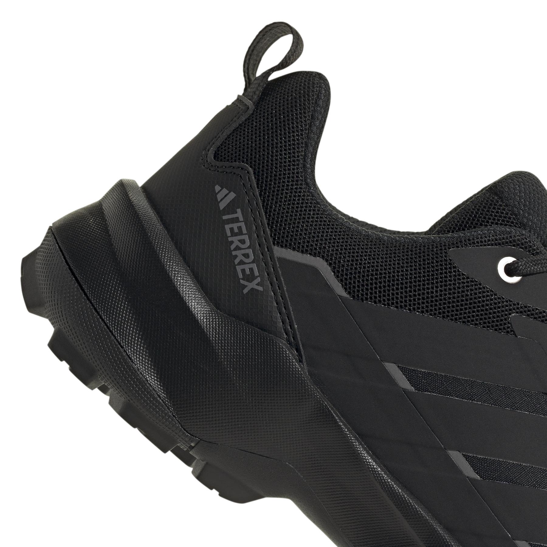 product/a/d/adidas_jq2210_9_footwear_photography_detail_view_2_white.jpg