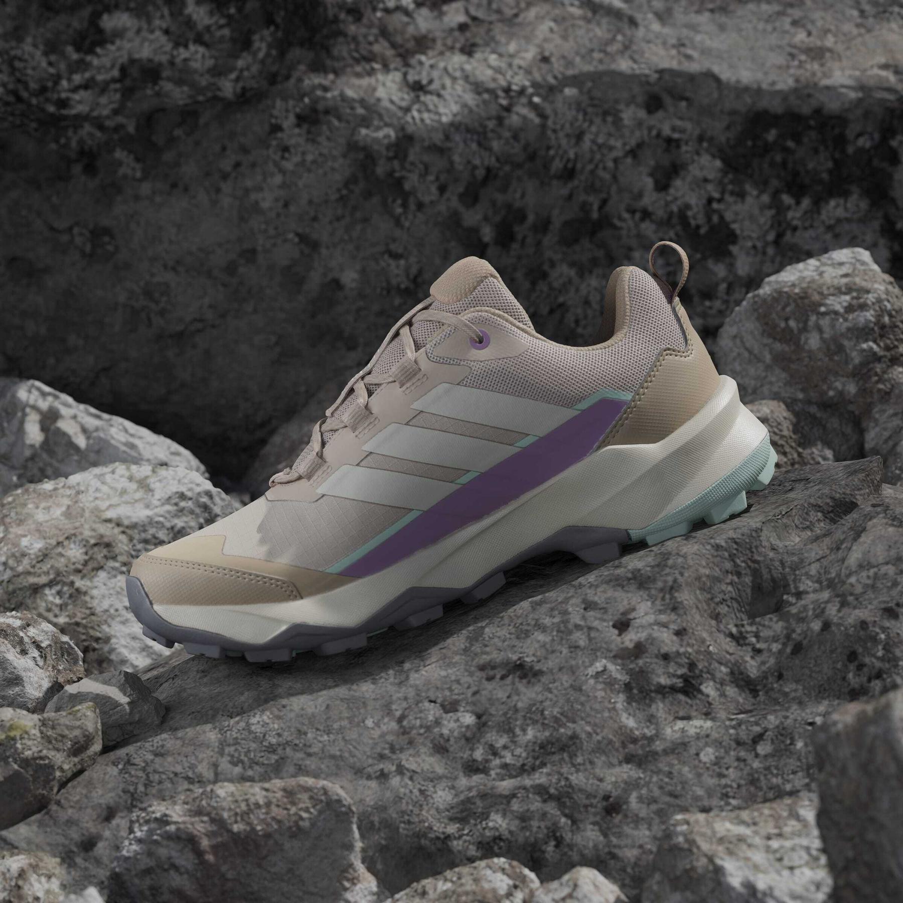 product/a/d/adidas_jq2221_19_footwear_photography_heromrktng_view_7-nw091625.jpg