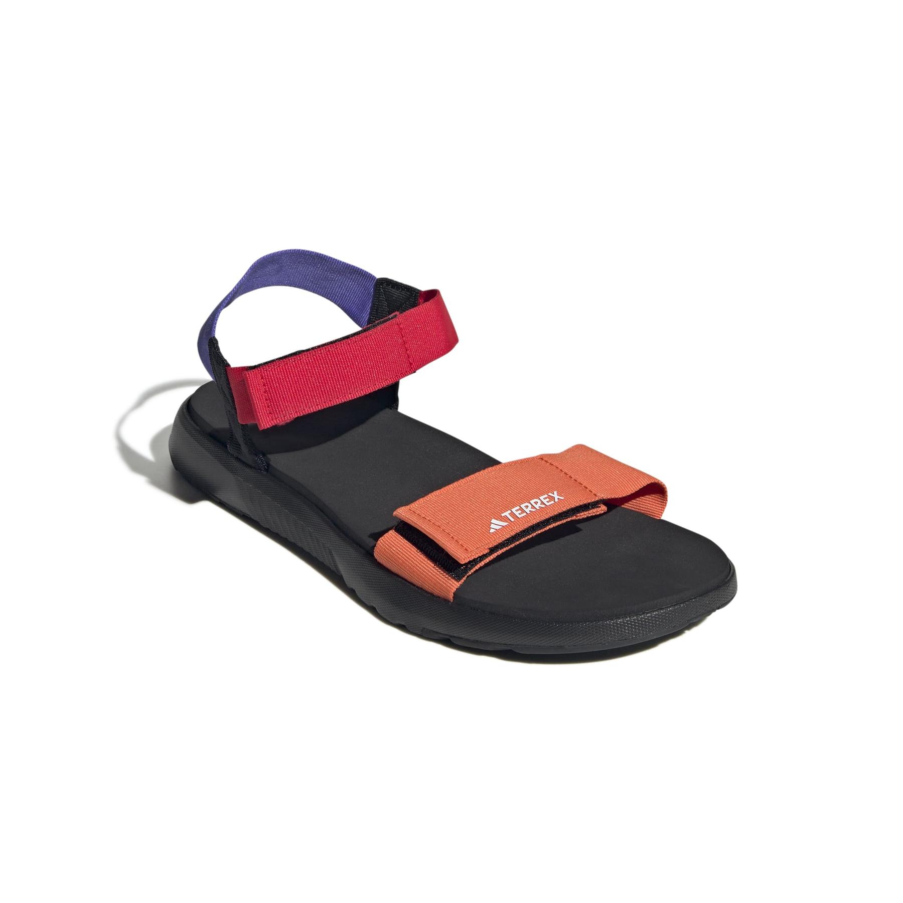 product/a/d/adidas_jq2569_6_footwear_photography_front_lateral_top_view_white-nw091625.jpg