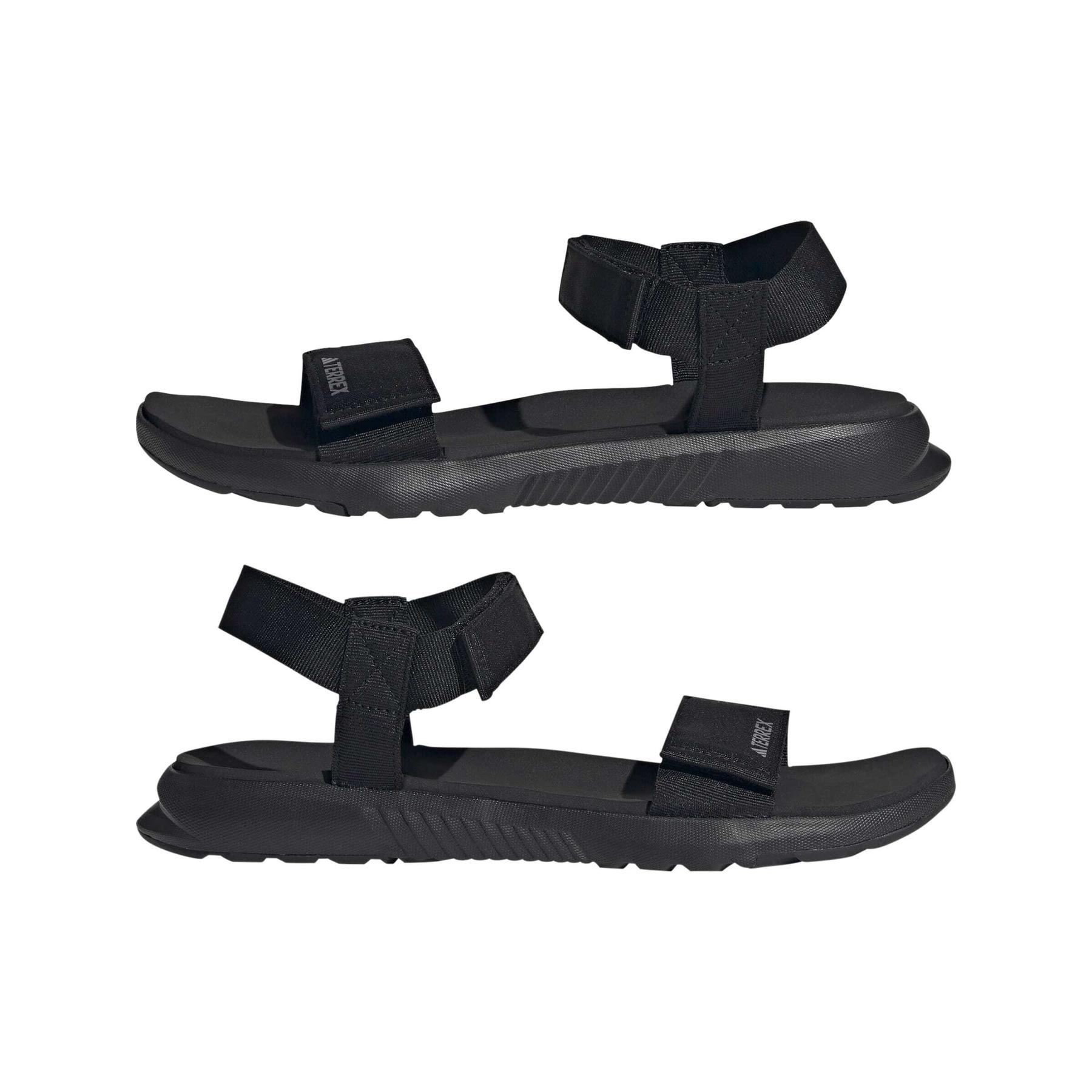 product/a/d/adidas_jq2571_10_footwear_photography_mirrored_pair_view_white.jpg