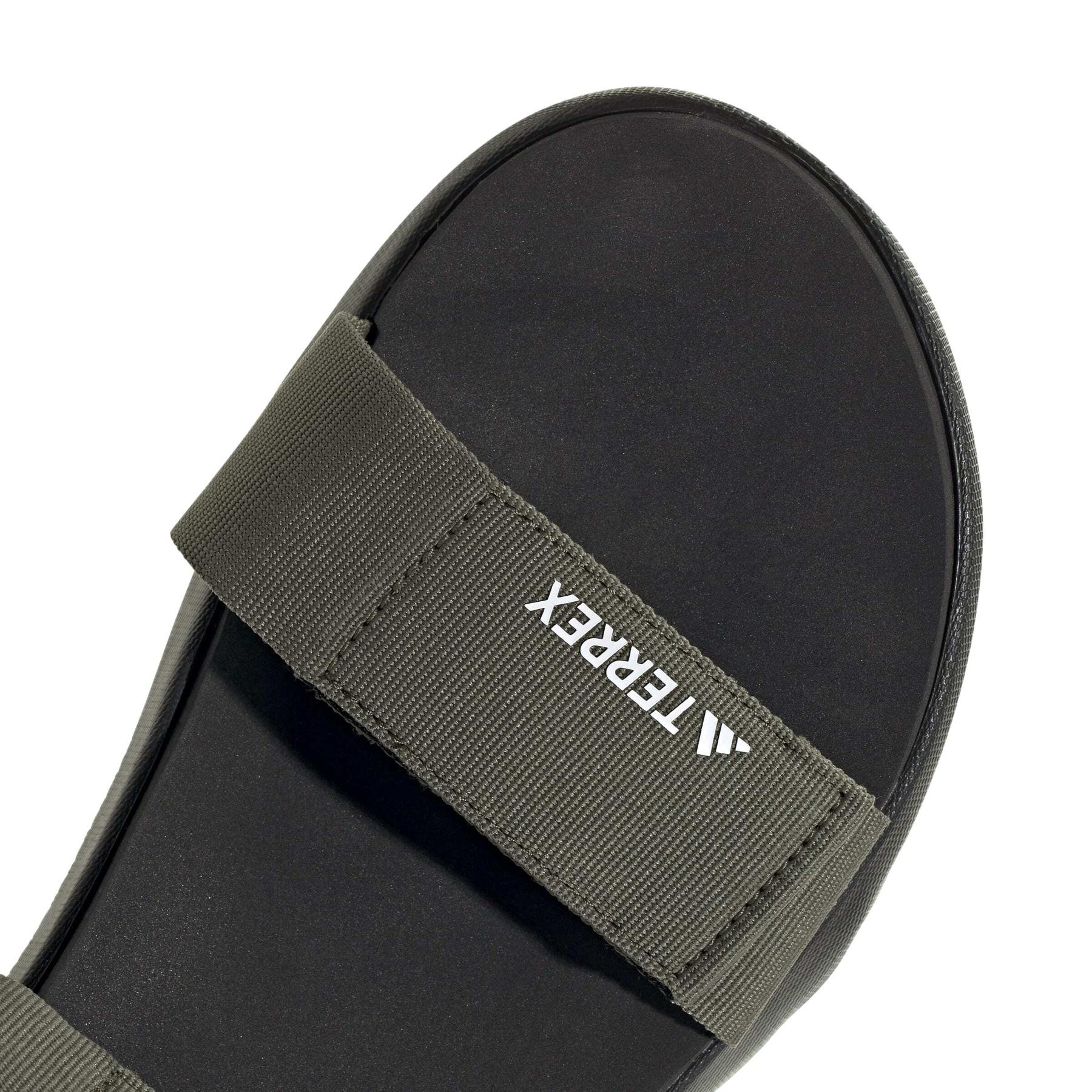 product/a/d/adidas_jq2572_9_footwear_photography_detail_view_2_white-nw091625.jpg