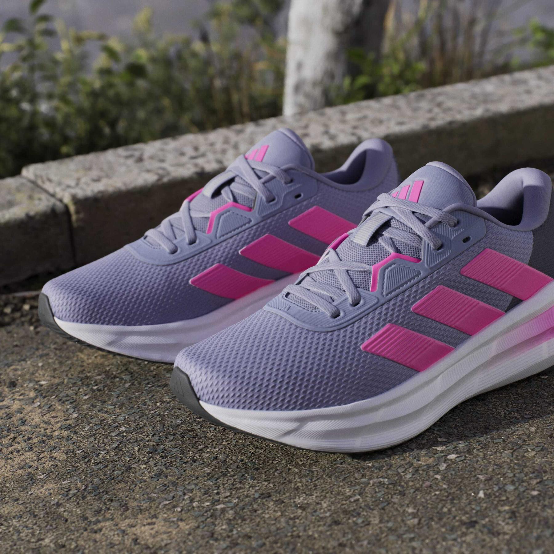 product/a/d/adidas_jq2608_23_footwear_photography_heromrktng_view_11-nw091625.jpg