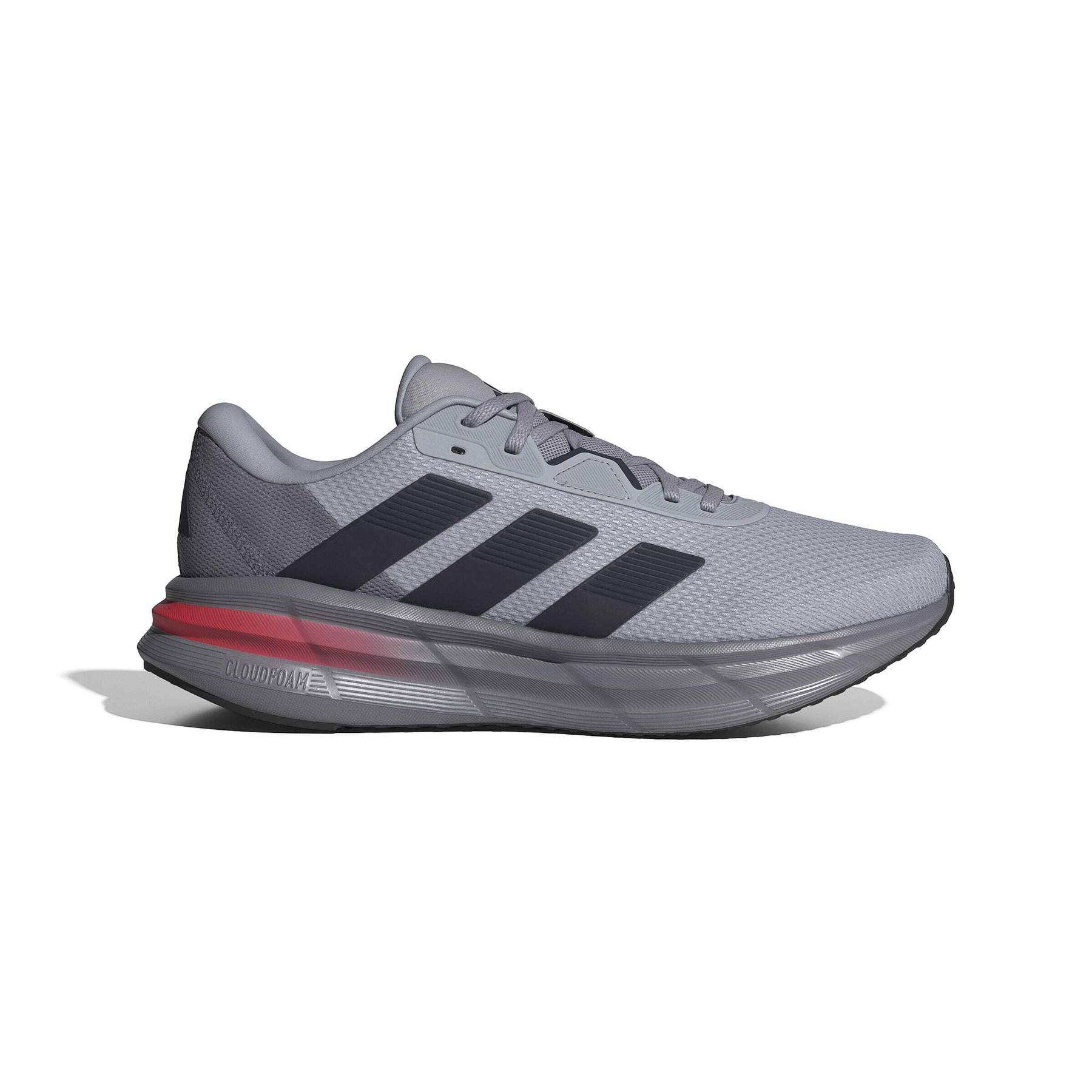 product/a/d/adidas_jq2626_1_footwear_photography_side_lateral_center_view_white-nw091625.jpg