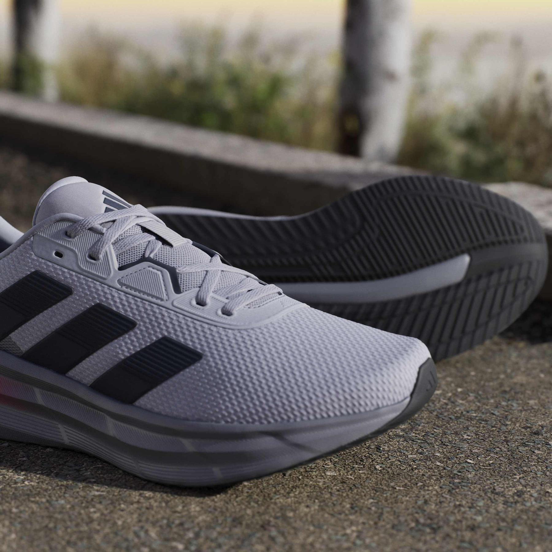 product/a/d/adidas_jq2626_21_footwear_photography_heromrktng_view_9-nw091625.jpg