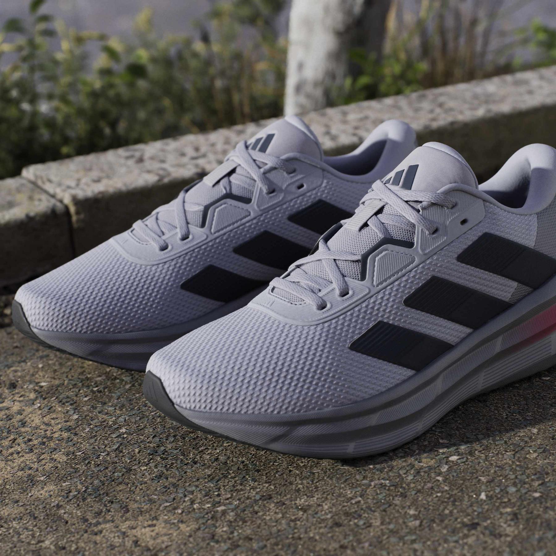 product/a/d/adidas_jq2626_23_footwear_photography_heromrktng_view_11-nw091625.jpg