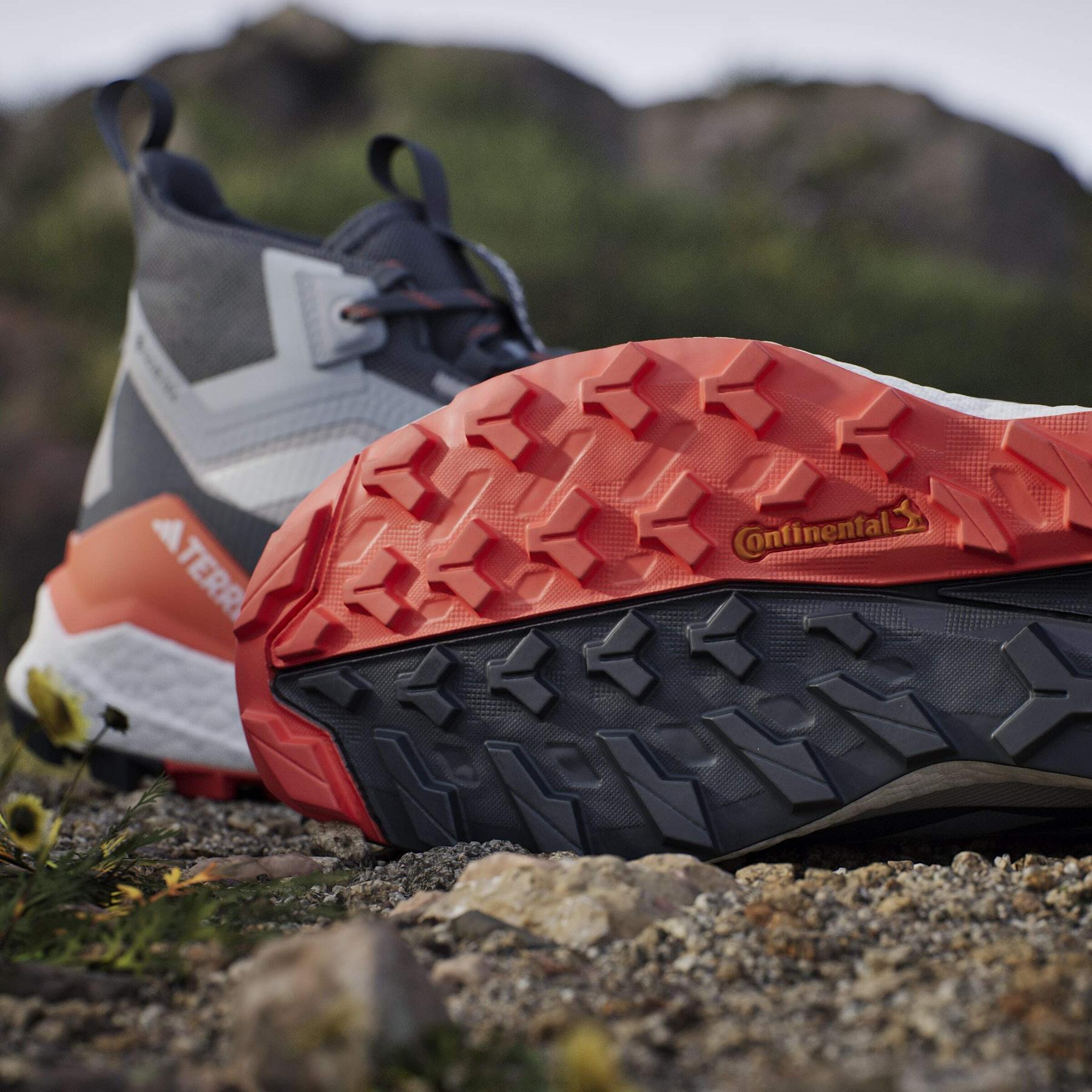 product/a/d/adidas_jq9899_23_footwear_photography_heromrktng_view_11-nw091625.jpg