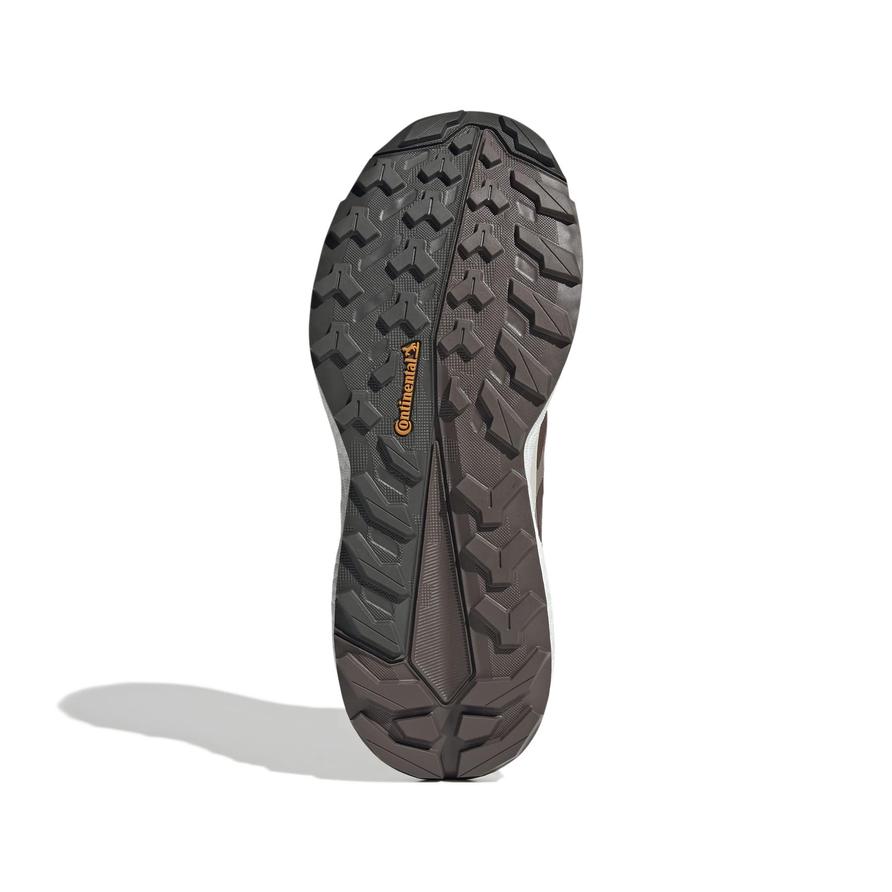 product/a/d/adidas_jq9906_4_footwear_photography_bottom_view_white-nw091625.jpg