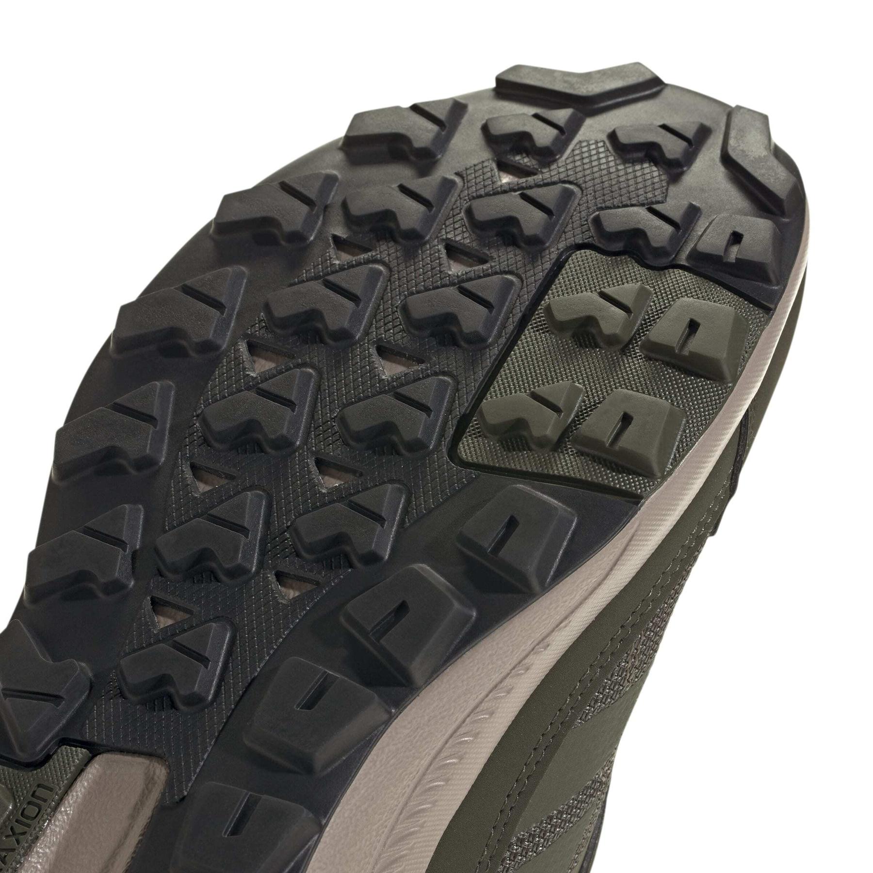 product/a/d/adidas_jq9951_9_footwear_photography_detail_view_2_white-nw091625.jpg