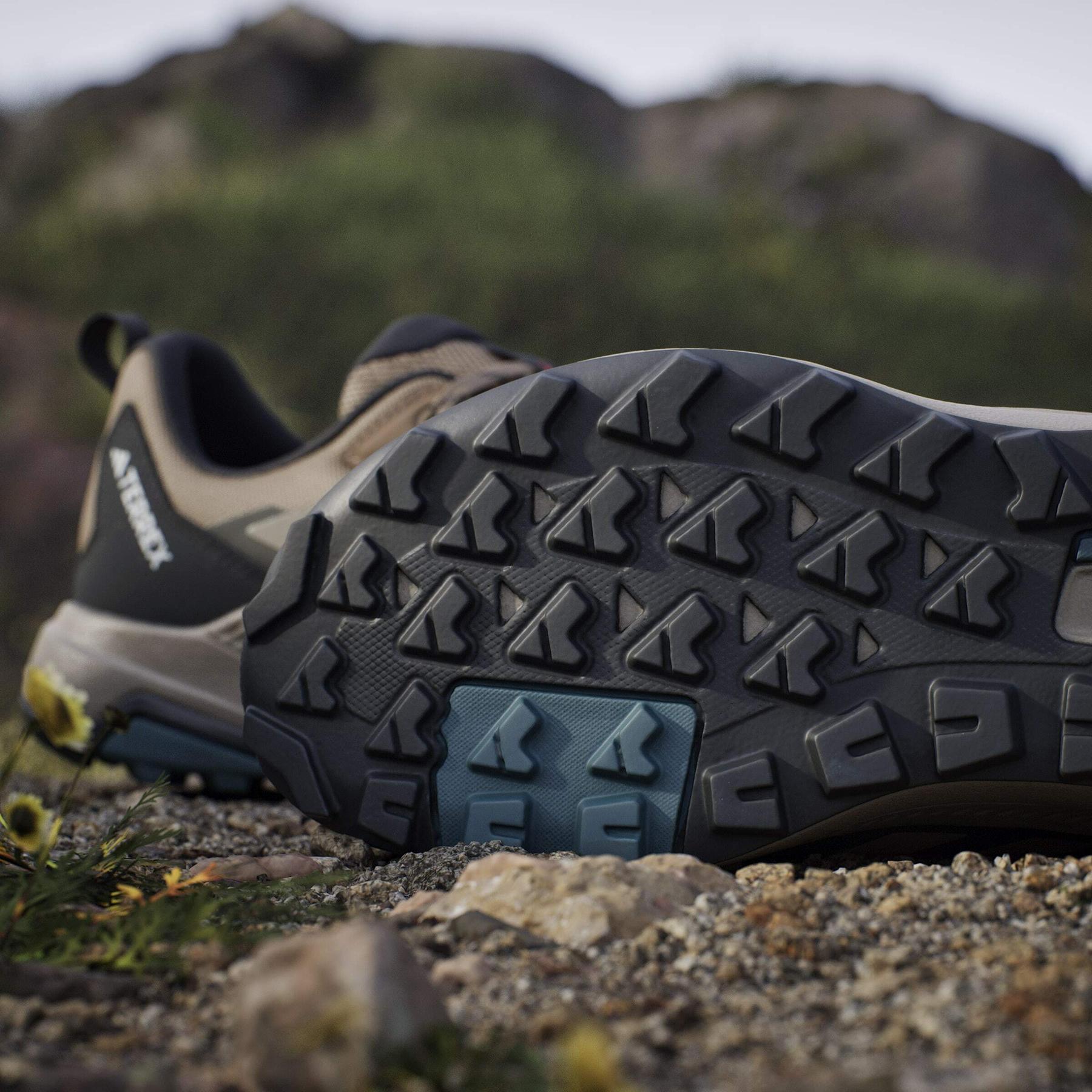 product/a/d/adidas_jq9953_cardbo-blacar-shaoli_21.jpg