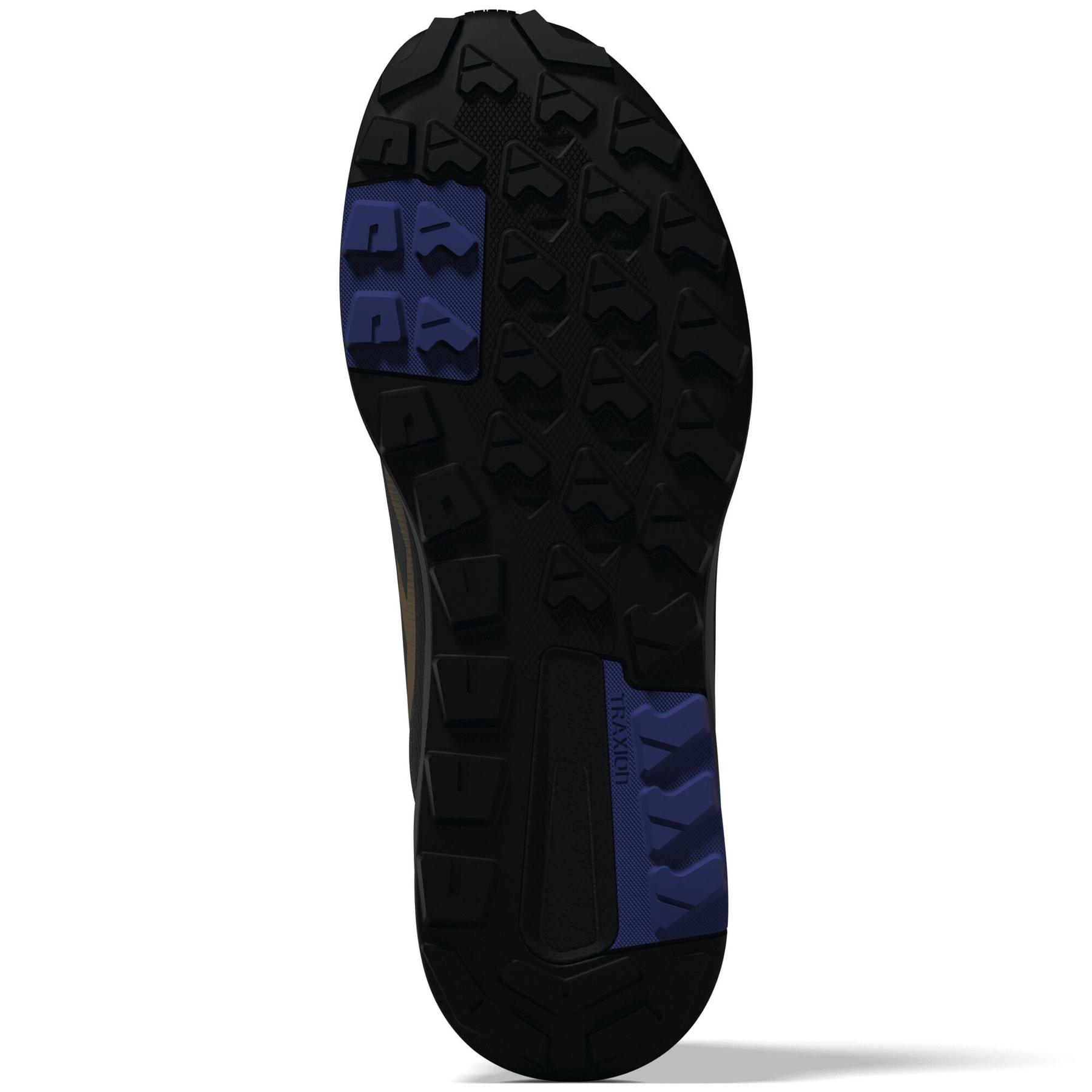 product/a/d/adidas_jq9964_aurivy-cblack-cardbo_4.jpg