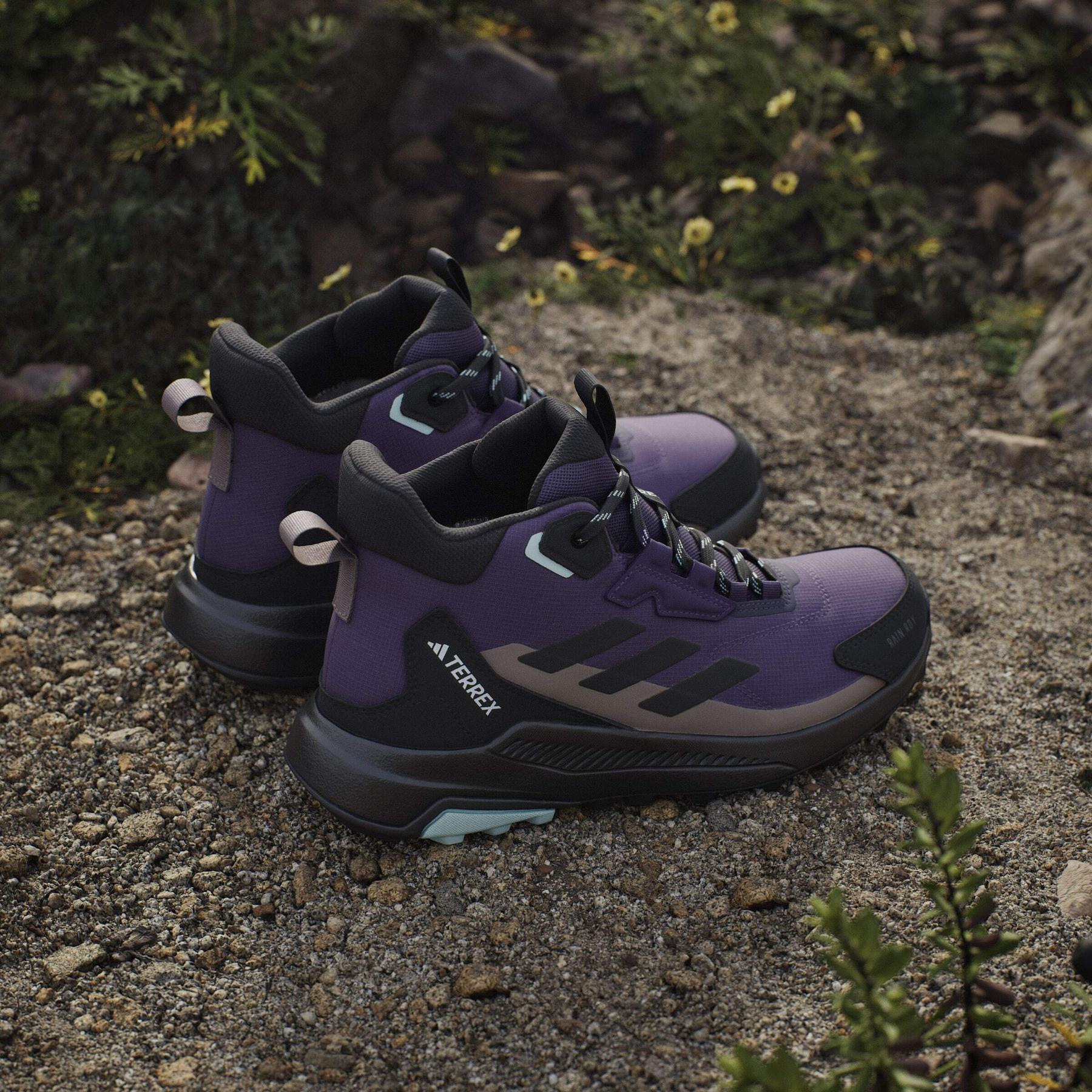 product/a/d/adidas_jq9966_18_footwear_photography_heromrktng_view_6-nw091625.jpg