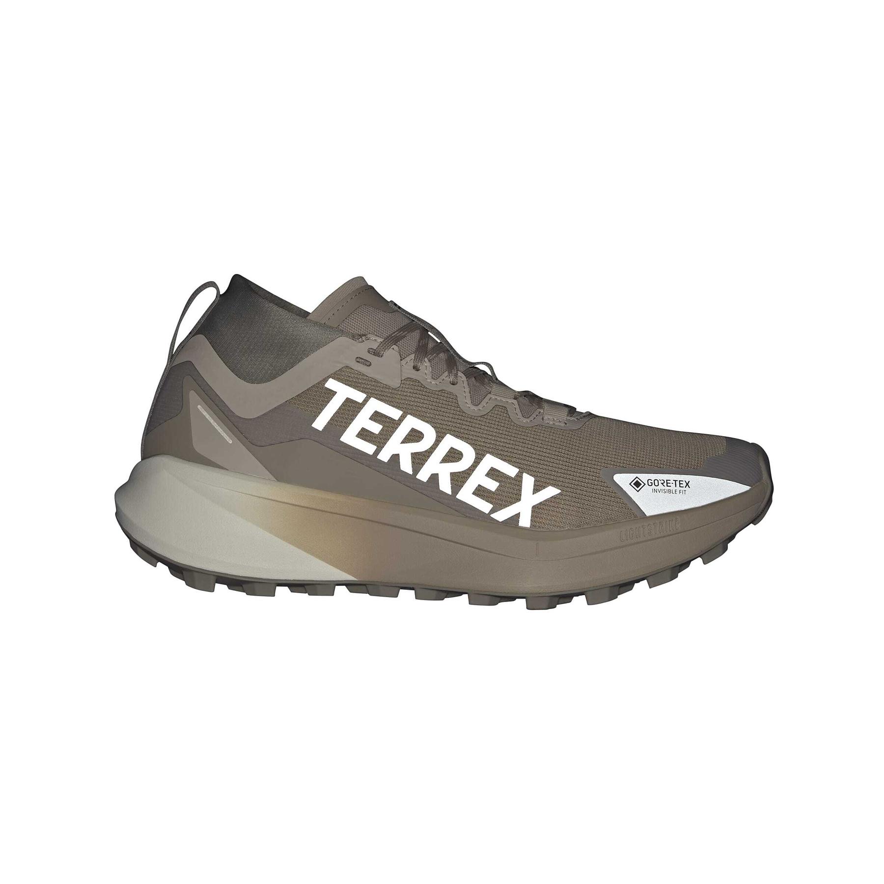 product/a/d/adidas_jr1507_12_footwear_photography_beauty_view_white-nw091625.jpg