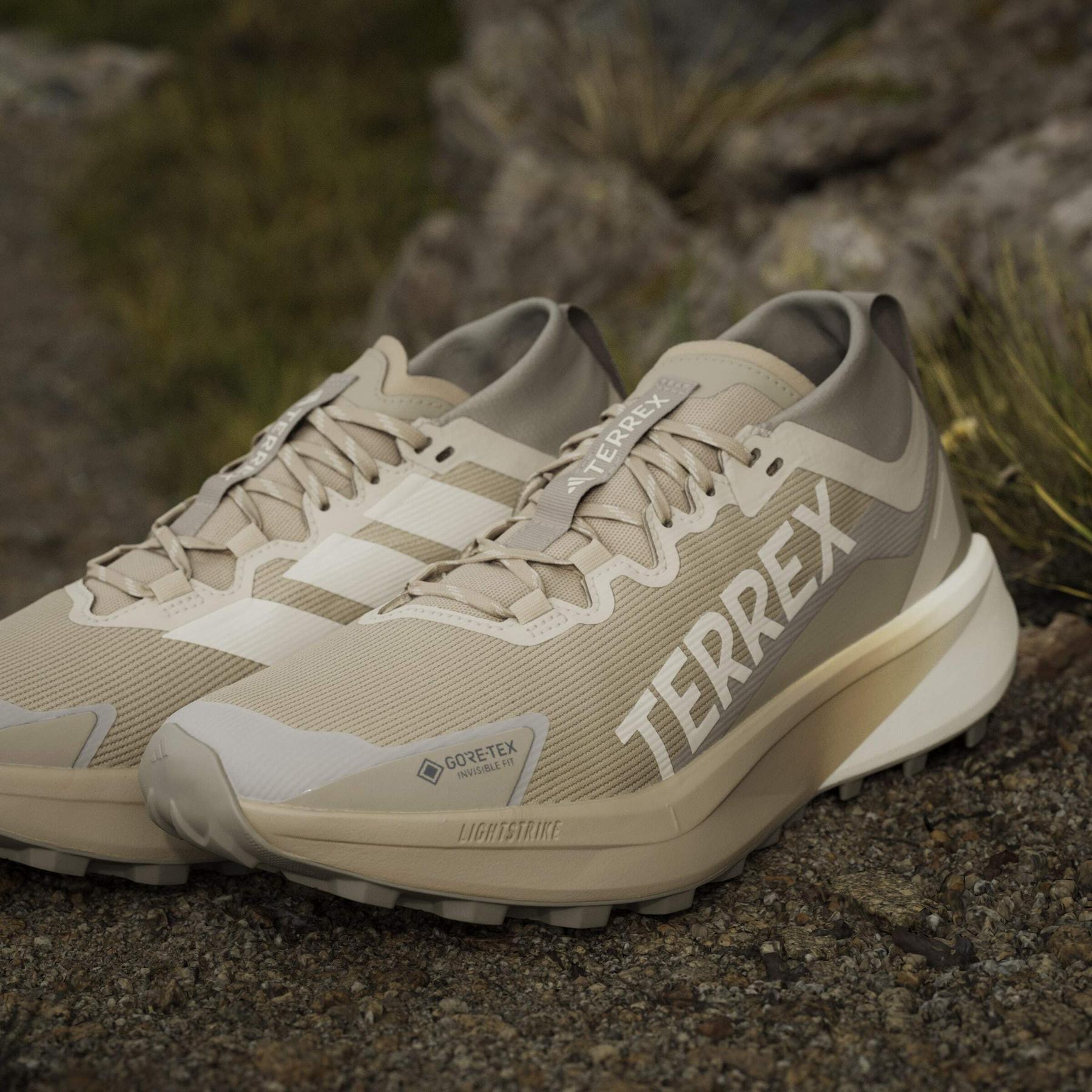 product/a/d/adidas_jr1507_25_footwear_photography_heromrktng_view_10-nw091625.jpg