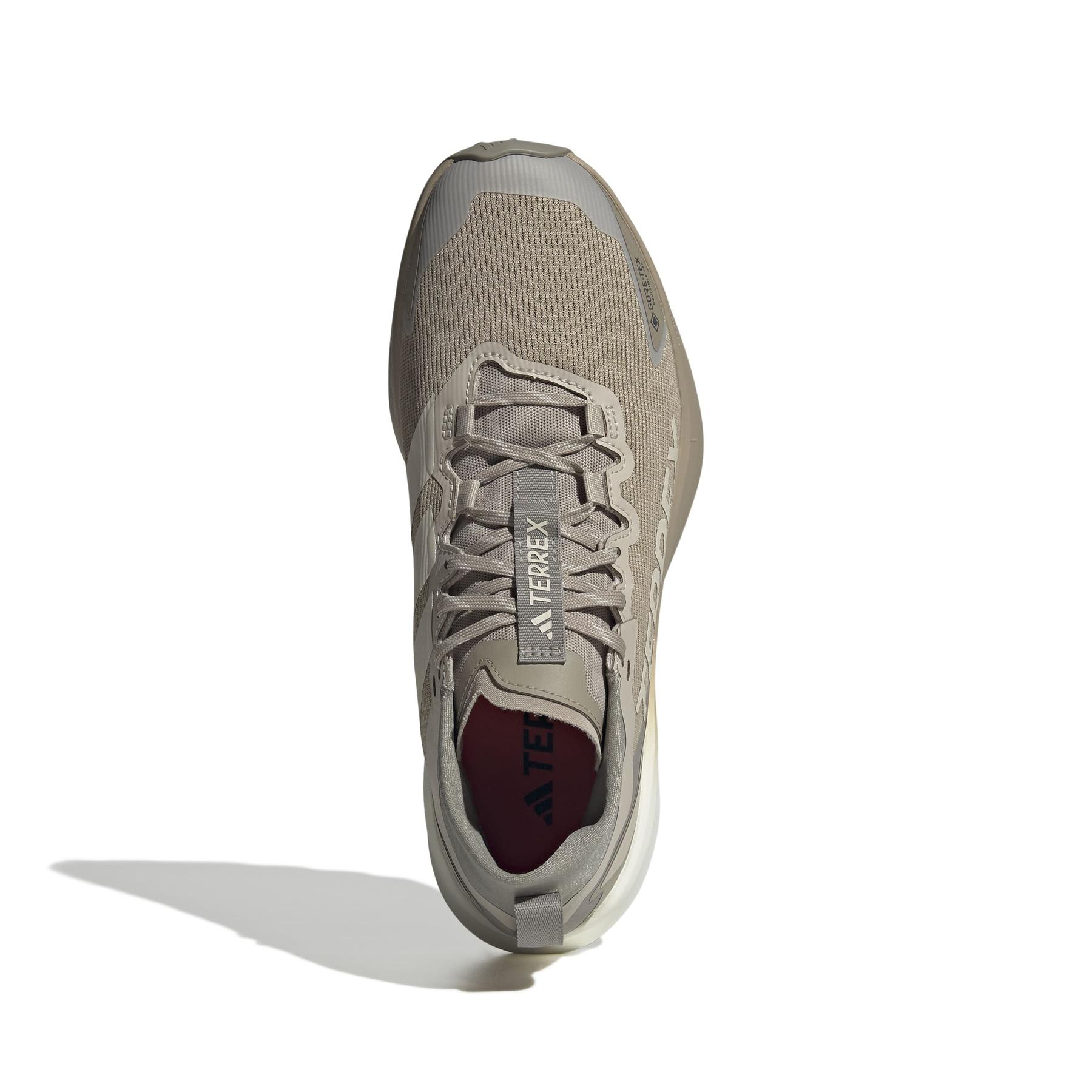 product/a/d/adidas_jr1507_3_footwear_photography_top_portrait_view_white-nw091625.jpg