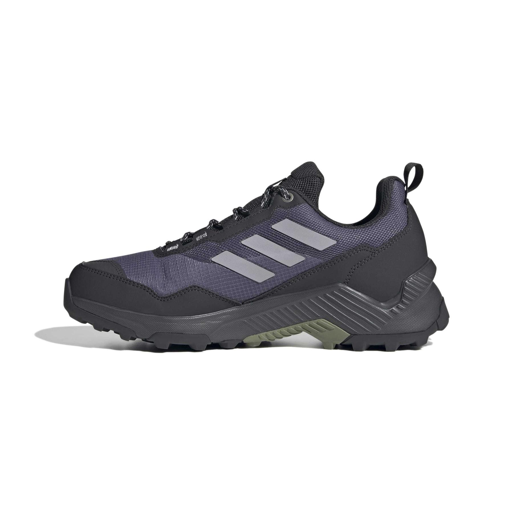 product/a/d/adidas_jr2709_5_footwear_photography_side_medial_center_view_white-nw091625.jpg