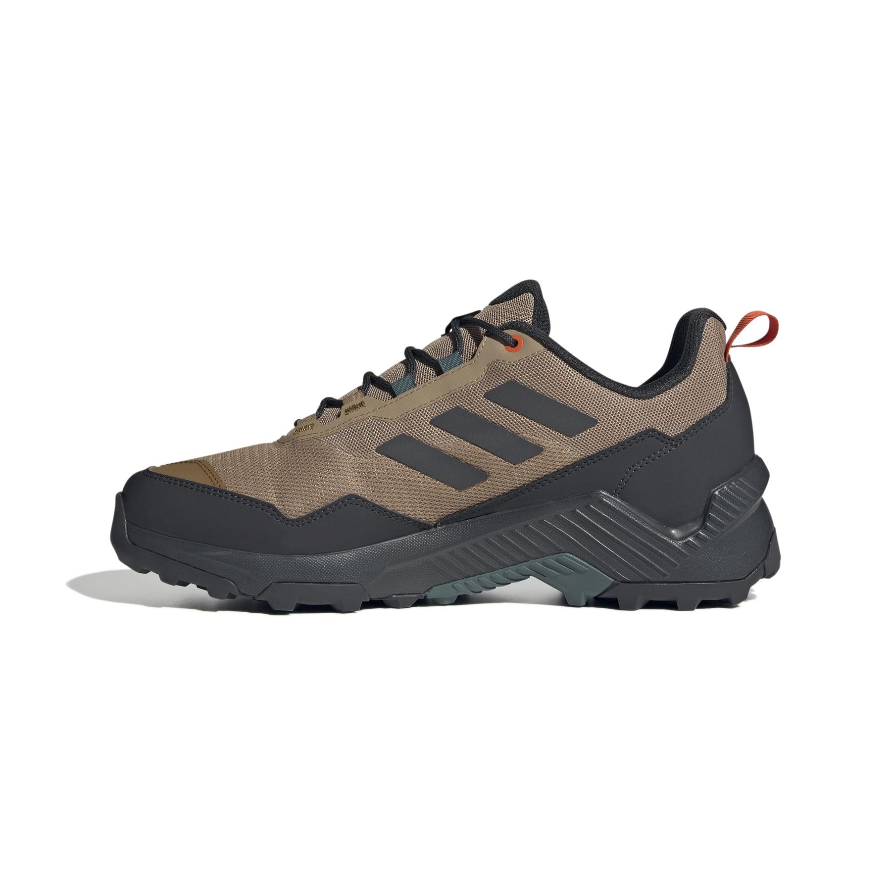 product/a/d/adidas_jr2710_5_footwear_photography_side_medial_center_view_white-nw091625.jpg