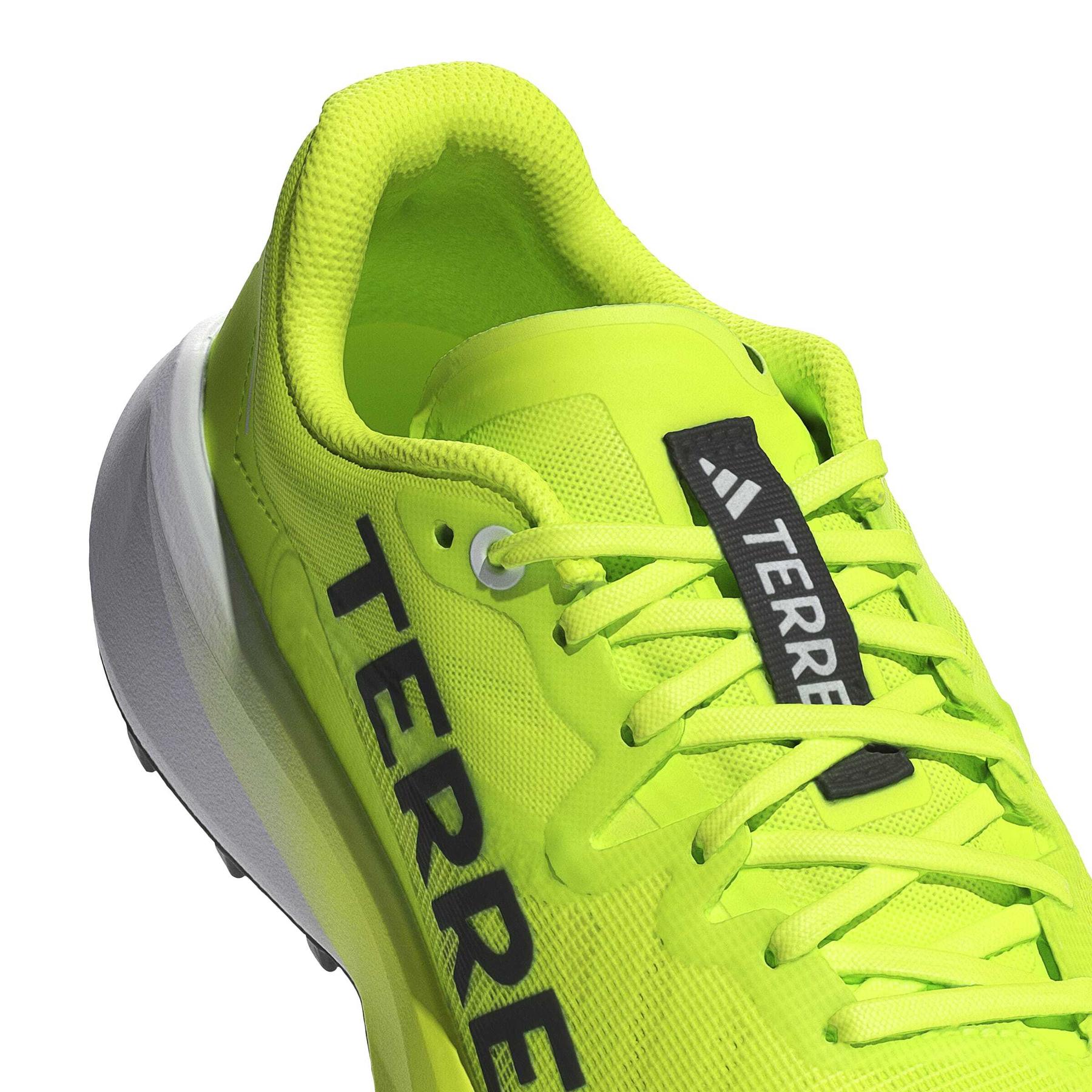 product/a/d/adidas_jr5222_8_footwear_photography_detail_view_1_white-nw091725.jpg