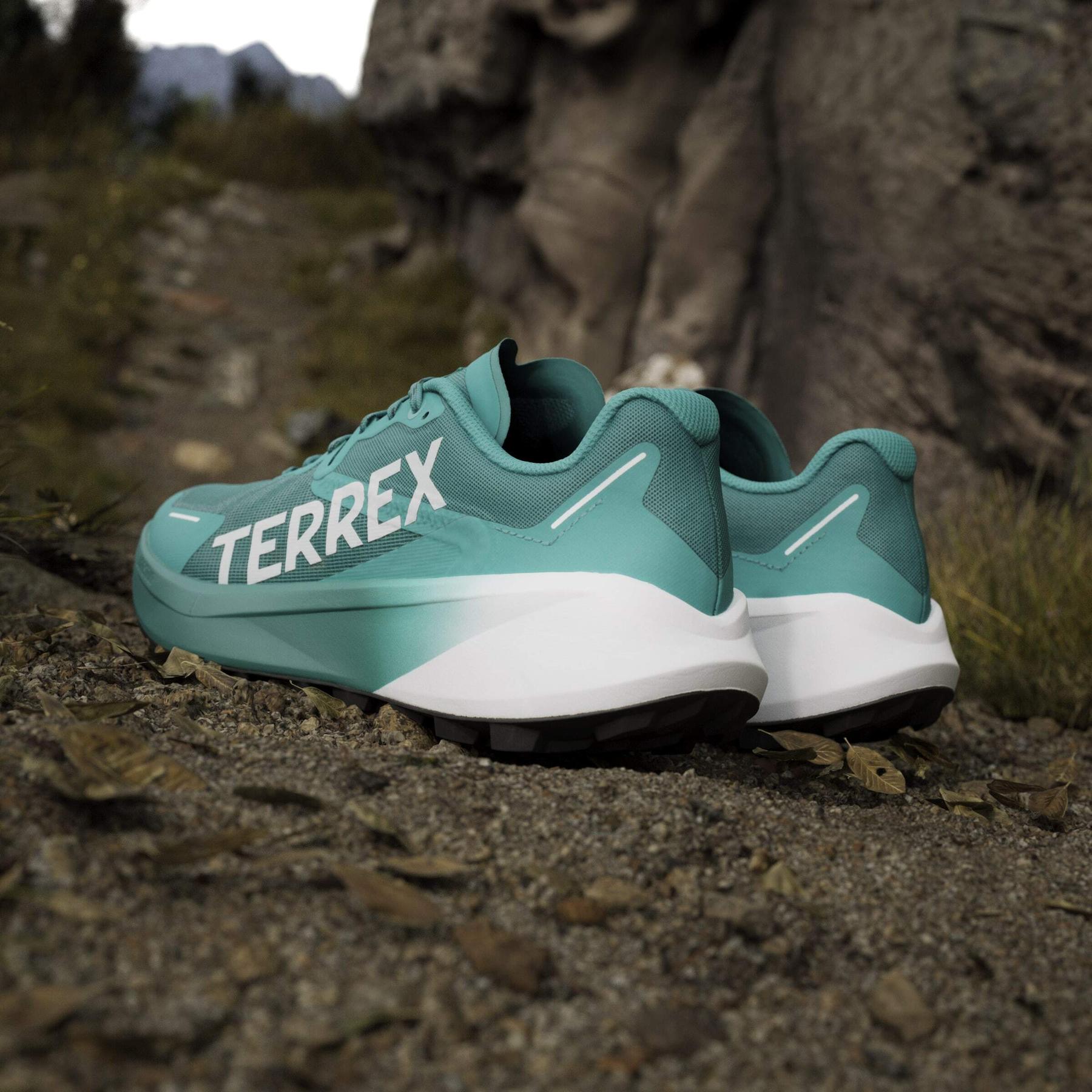 product/a/d/adidas_jr5243_19_footwear_photography_heromrktng_view_6-nw091725.jpg