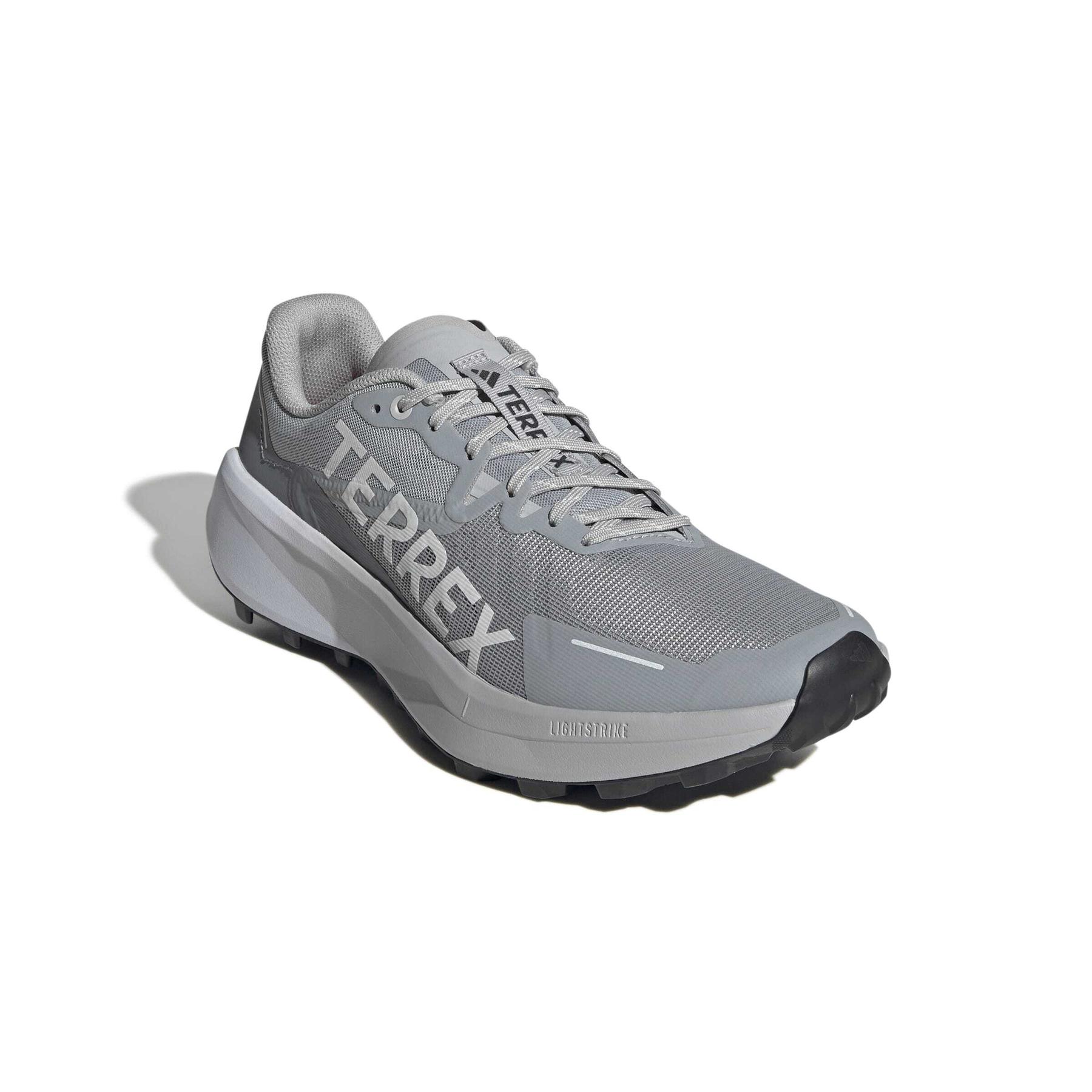 product/a/d/adidas_jr5244_6_footwear_photography_front_lateral_top_view_white-nw091725.jpg