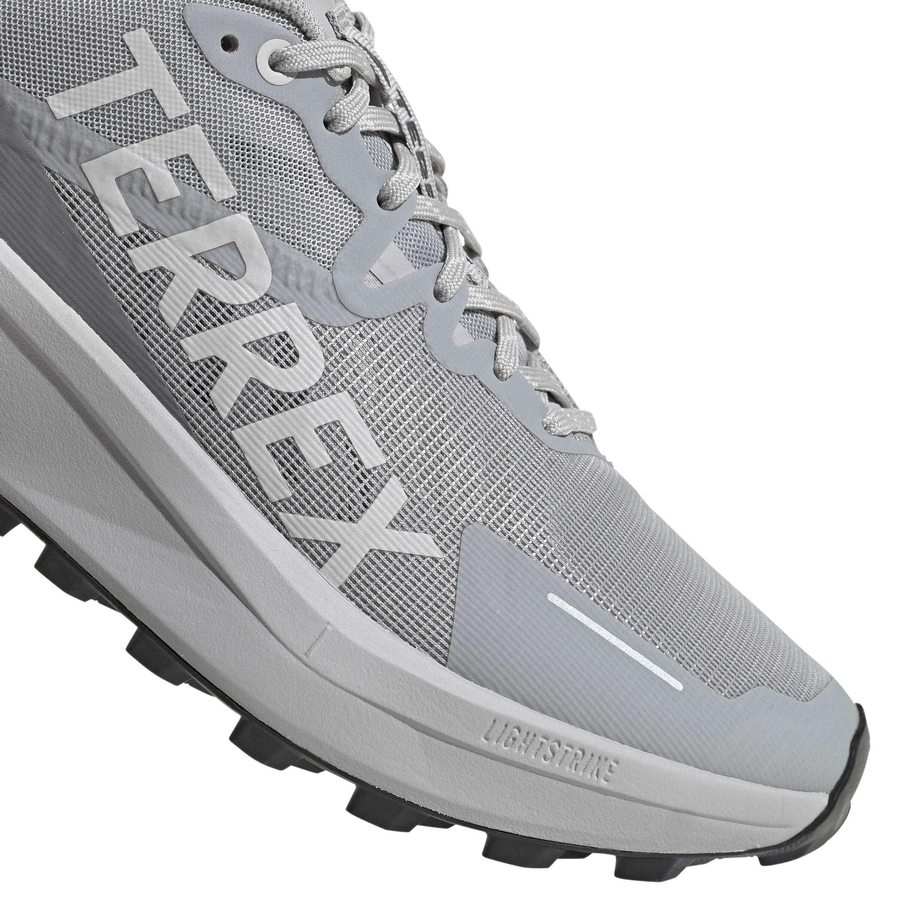product/a/d/adidas_jr5244_9_footwear_photography_detail_view_2_white-nw091725.jpg