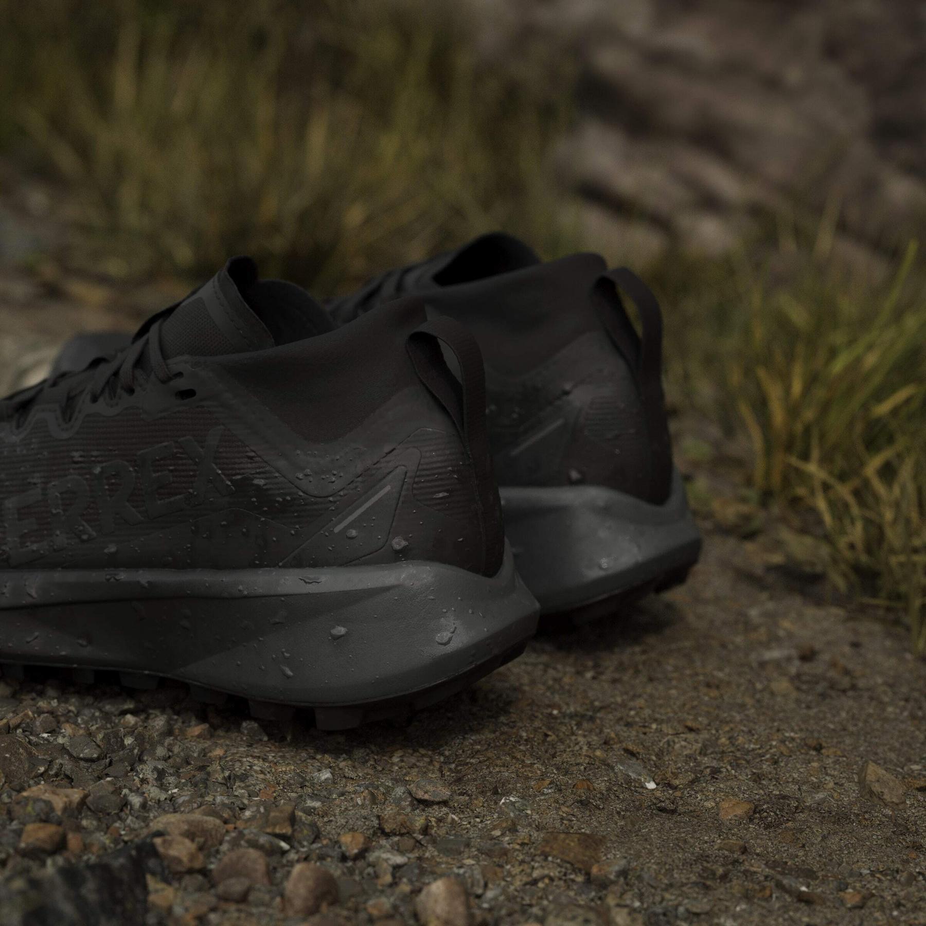 product/a/d/adidas_jr5247_24_footwear_photography_heromrktng_view_9-nw091725.jpg