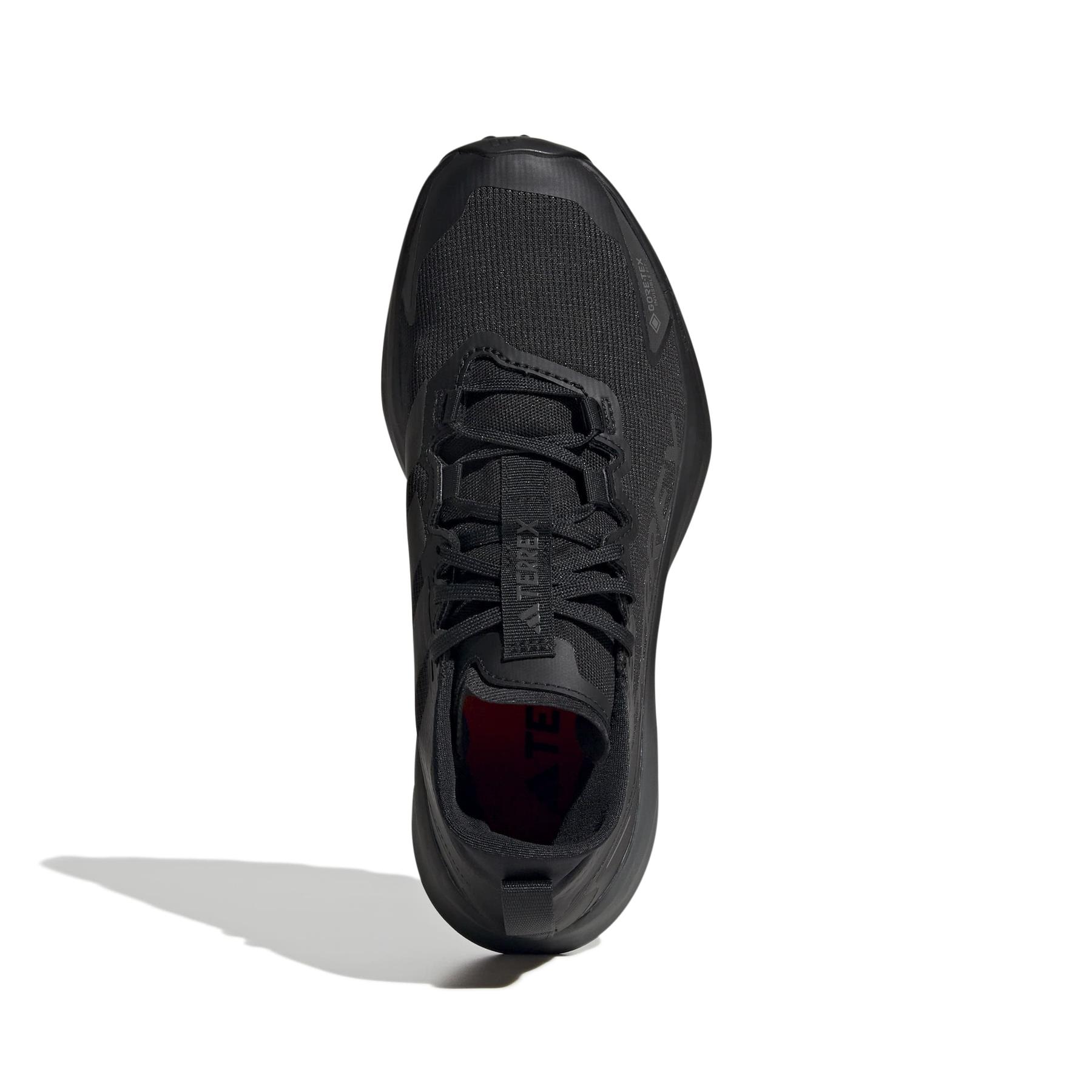 product/a/d/adidas_jr5247_3_footwear_photography_top_portrait_view_white-nw091725.jpg