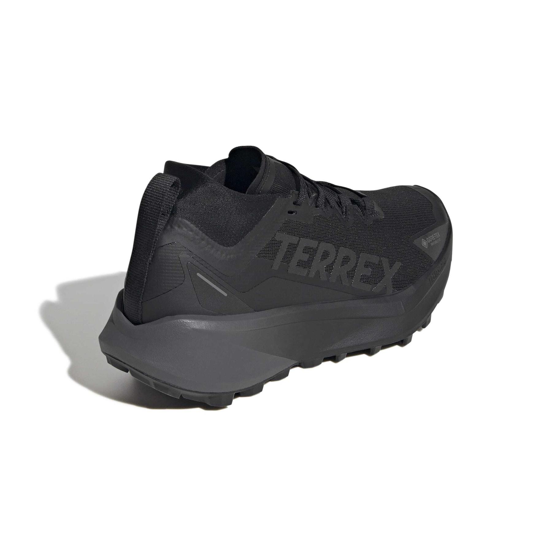 product/a/d/adidas_jr5247_7_footwear_photography_back_lateral_top_view_white-nw091725.jpg