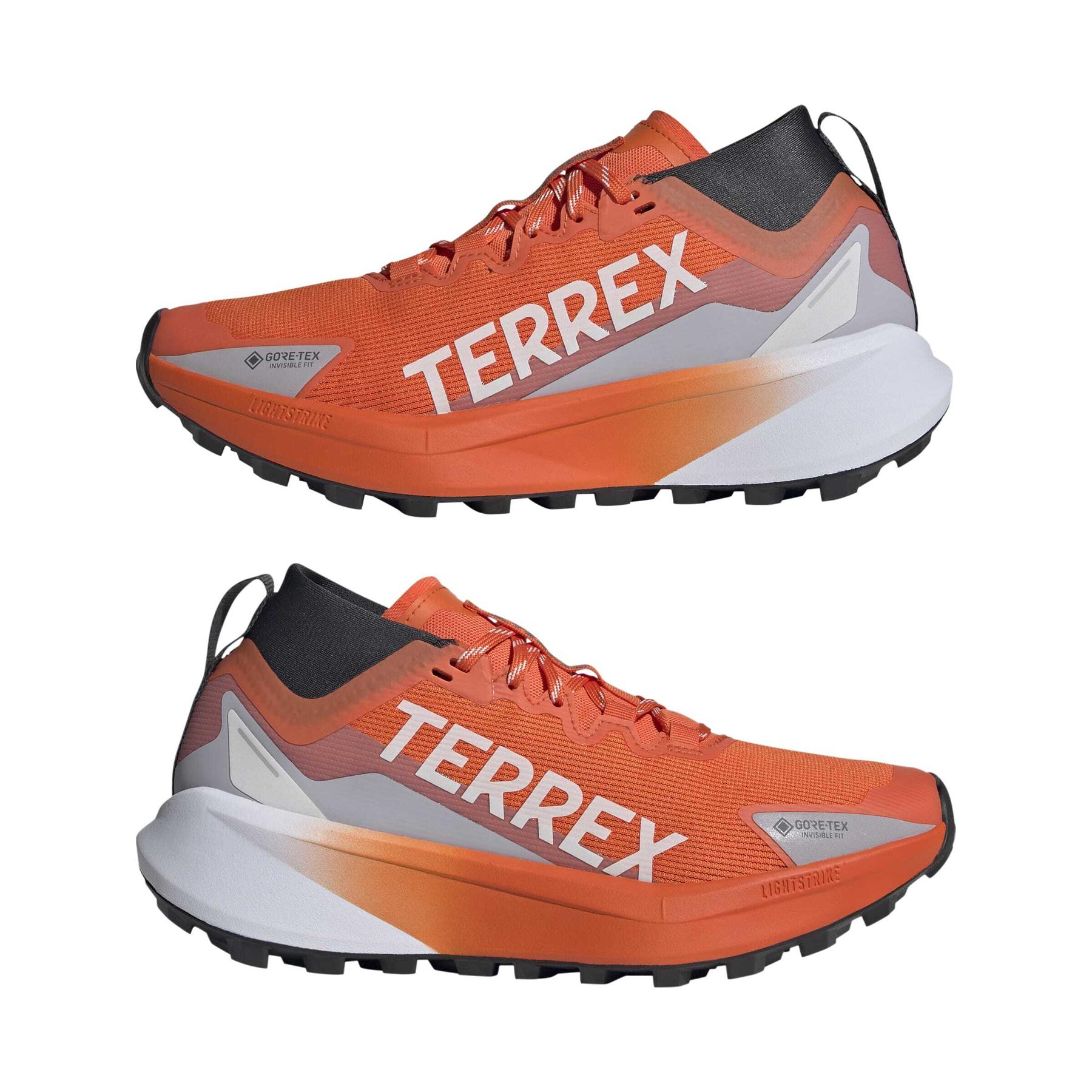 product/a/d/adidas_jr5248_10_footwear_photography_mirrored_pair_view_white-nw091725.jpg