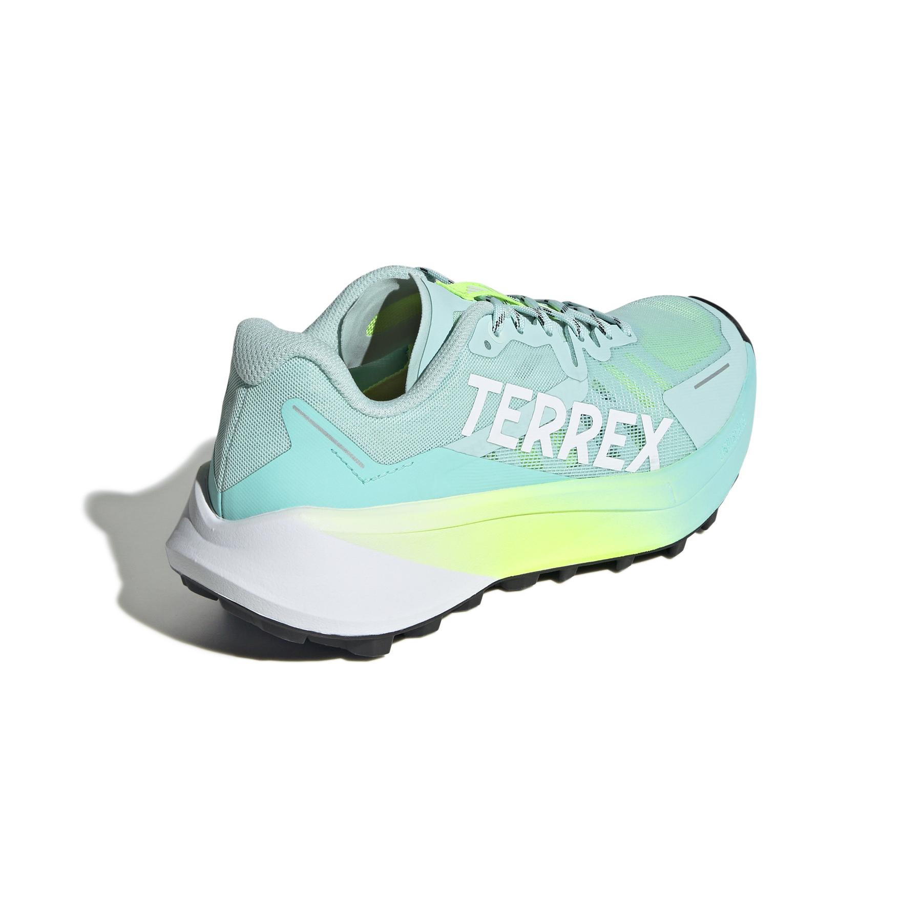 product/a/d/adidas_jr5250_7_footwear_photography_back_lateral_top_view_white.jpg