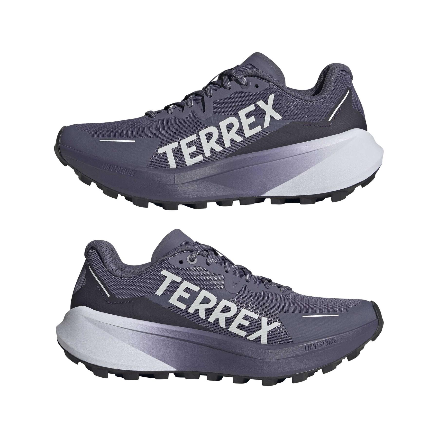 product/a/d/adidas_jr5251_10_footwear_photography_mirrored_pair_view_white-nw091725.jpg