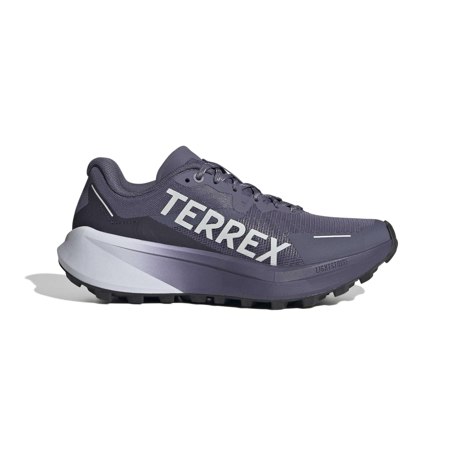 product/a/d/adidas_jr5251_1_footwear_photography_side_lateral_center_view_white-nw091725.jpg