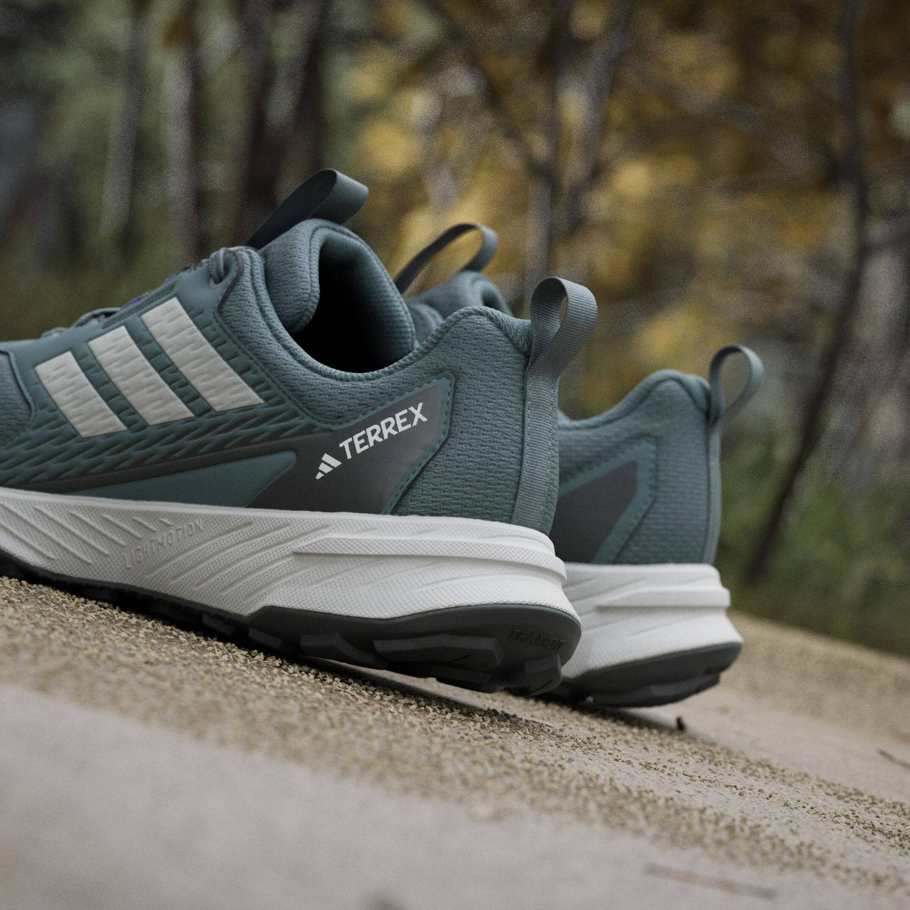 product/a/d/adidas_jr5278_23_footwear_photography_heromrktng_view_10-nw091725.jpg