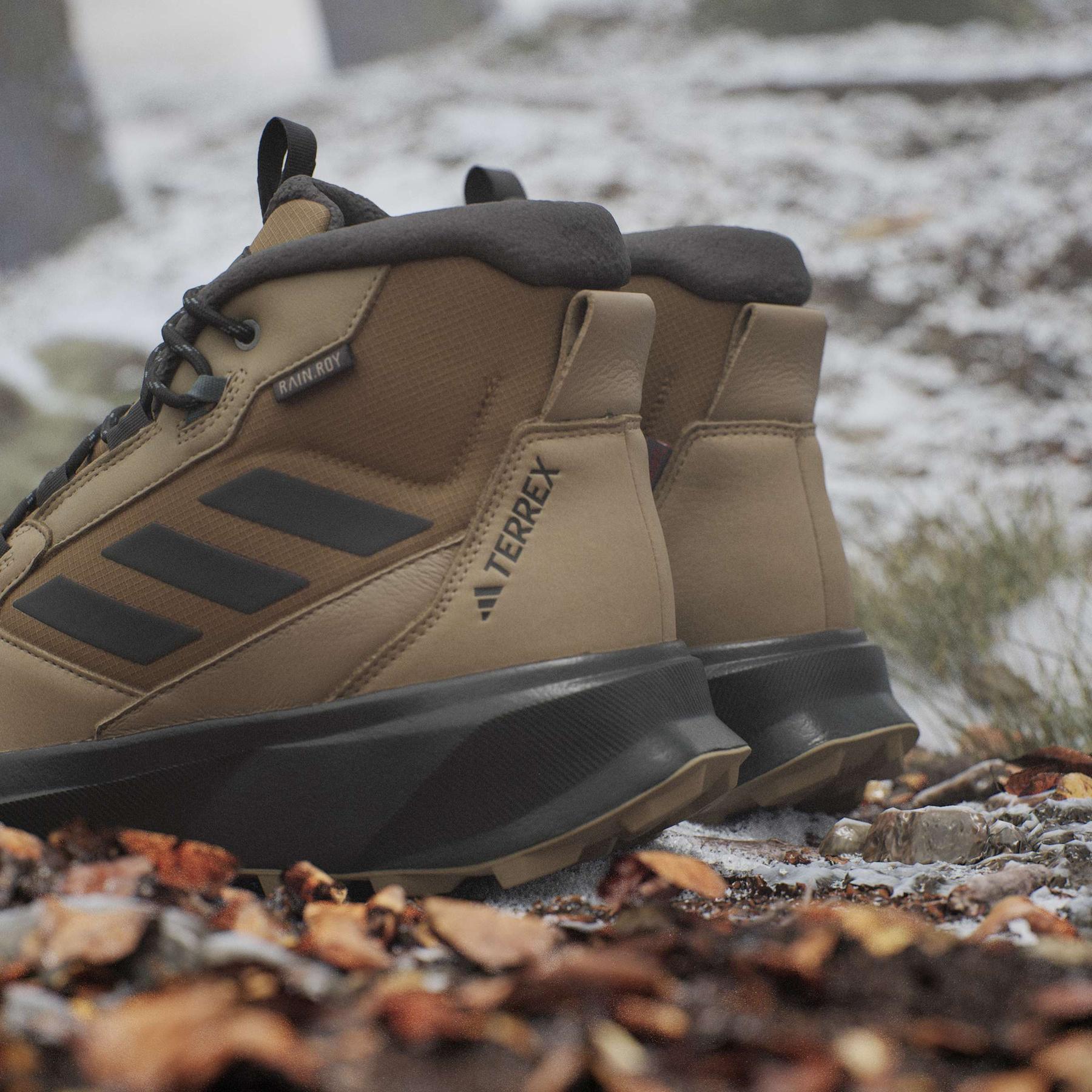 product/a/d/adidas_jr5297_22_footwear_photography_heromrktng_view_10-nw091725.jpg