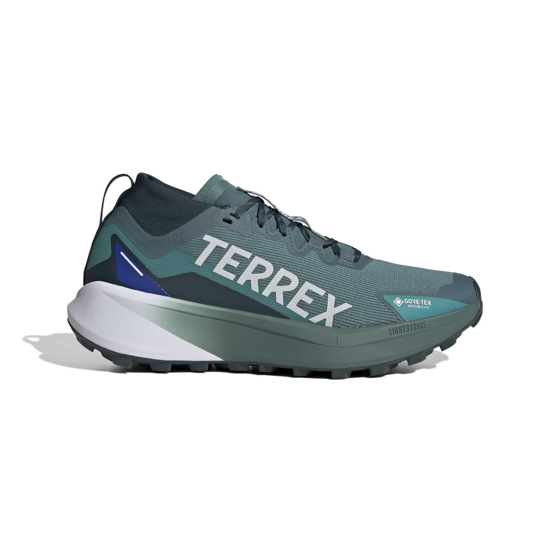 product/a/d/adidas_jr5351_1_footwear_photography_side_lateral_center_view_white-nw091725.jpg