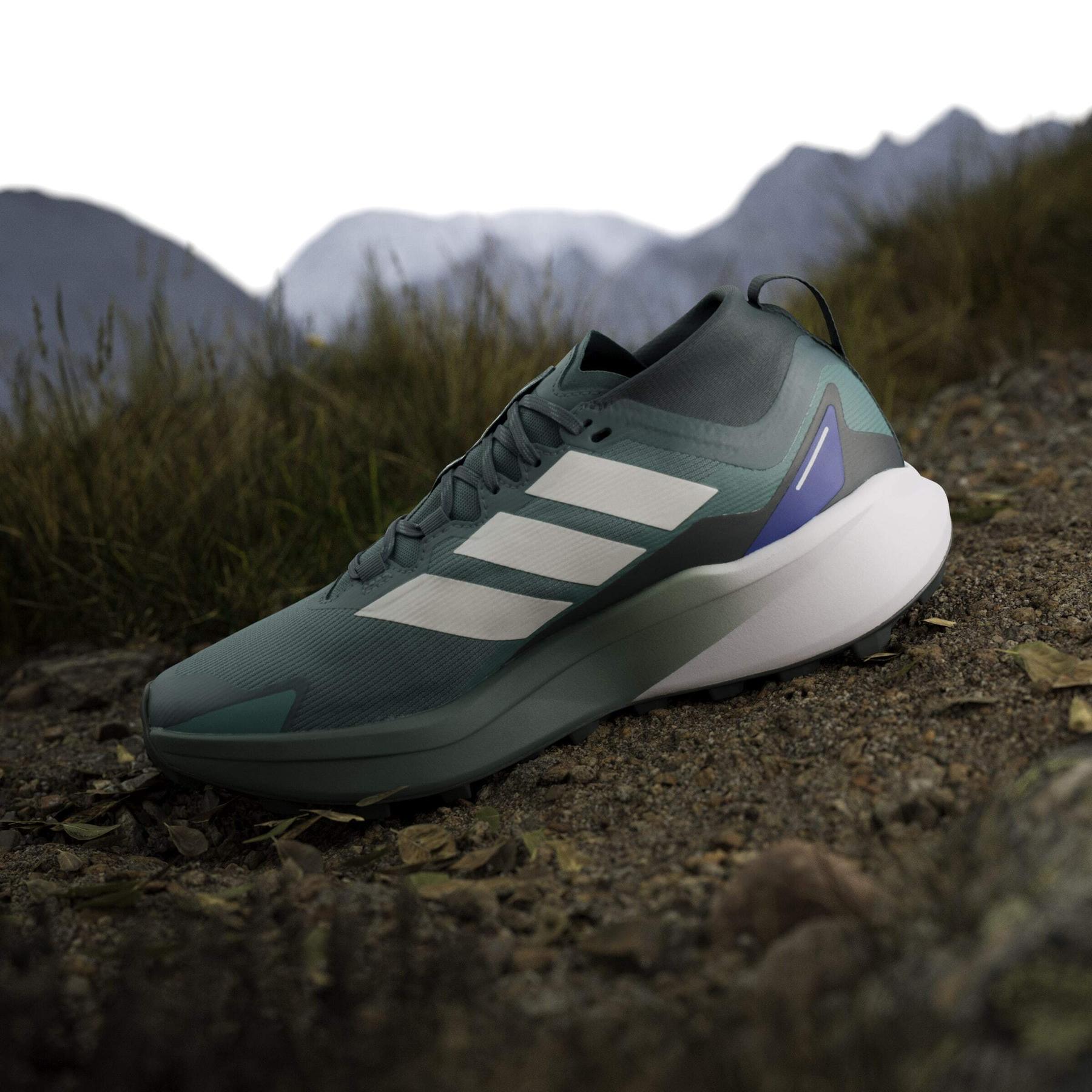 product/a/d/adidas_jr5351_22_footwear_photography_heromrktng_view_7-nw091725.jpg