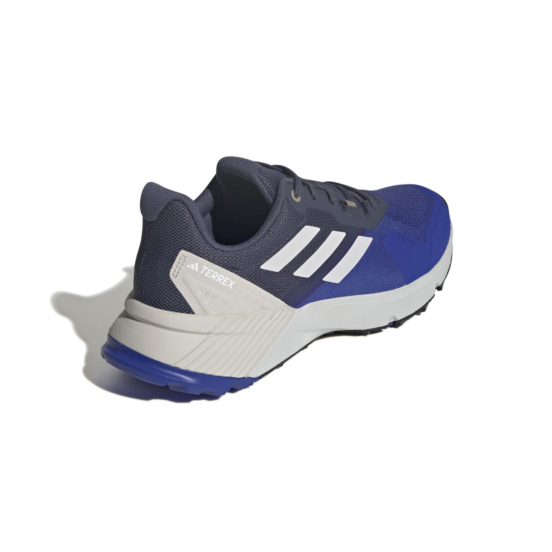 product/a/d/adidas_jr7073_7_footwear_photography_back_lateral_top_view_white.jpg