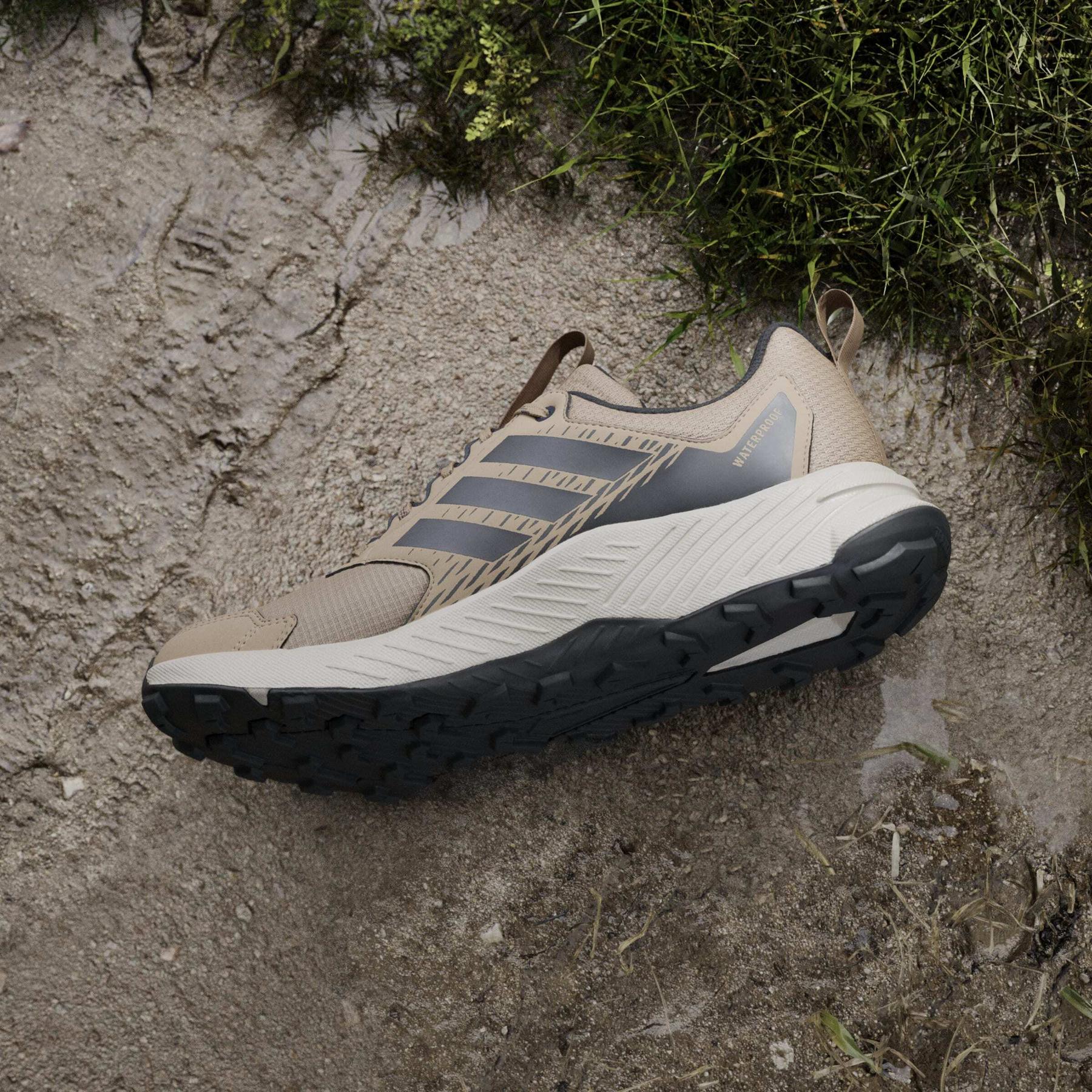 product/a/d/adidas_jr7771_20_footwear_photography_heromrktng_view_7-nw091725.jpg
