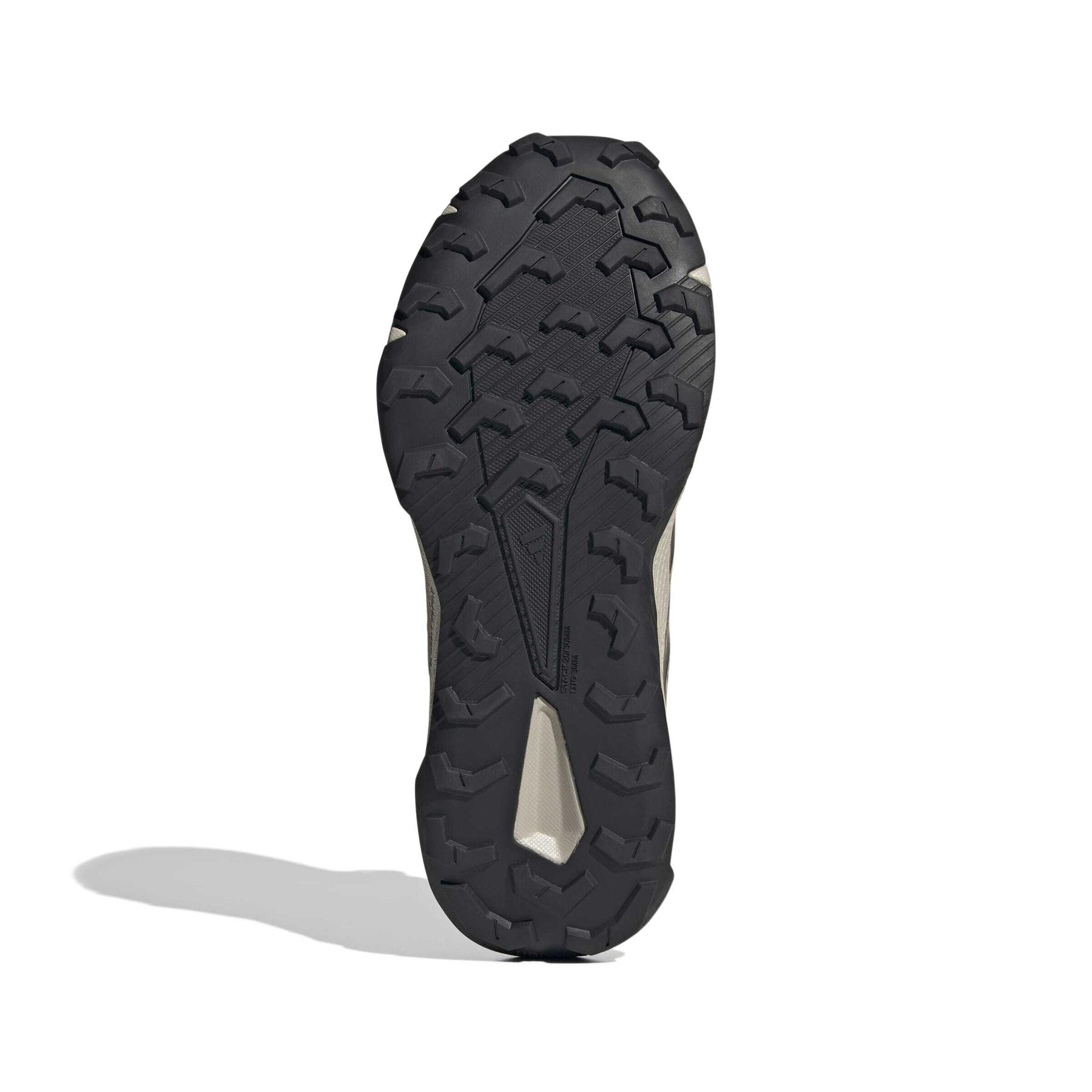 product/a/d/adidas_jr7771_4_footwear_photography_bottom_view_white-nw091725.jpg