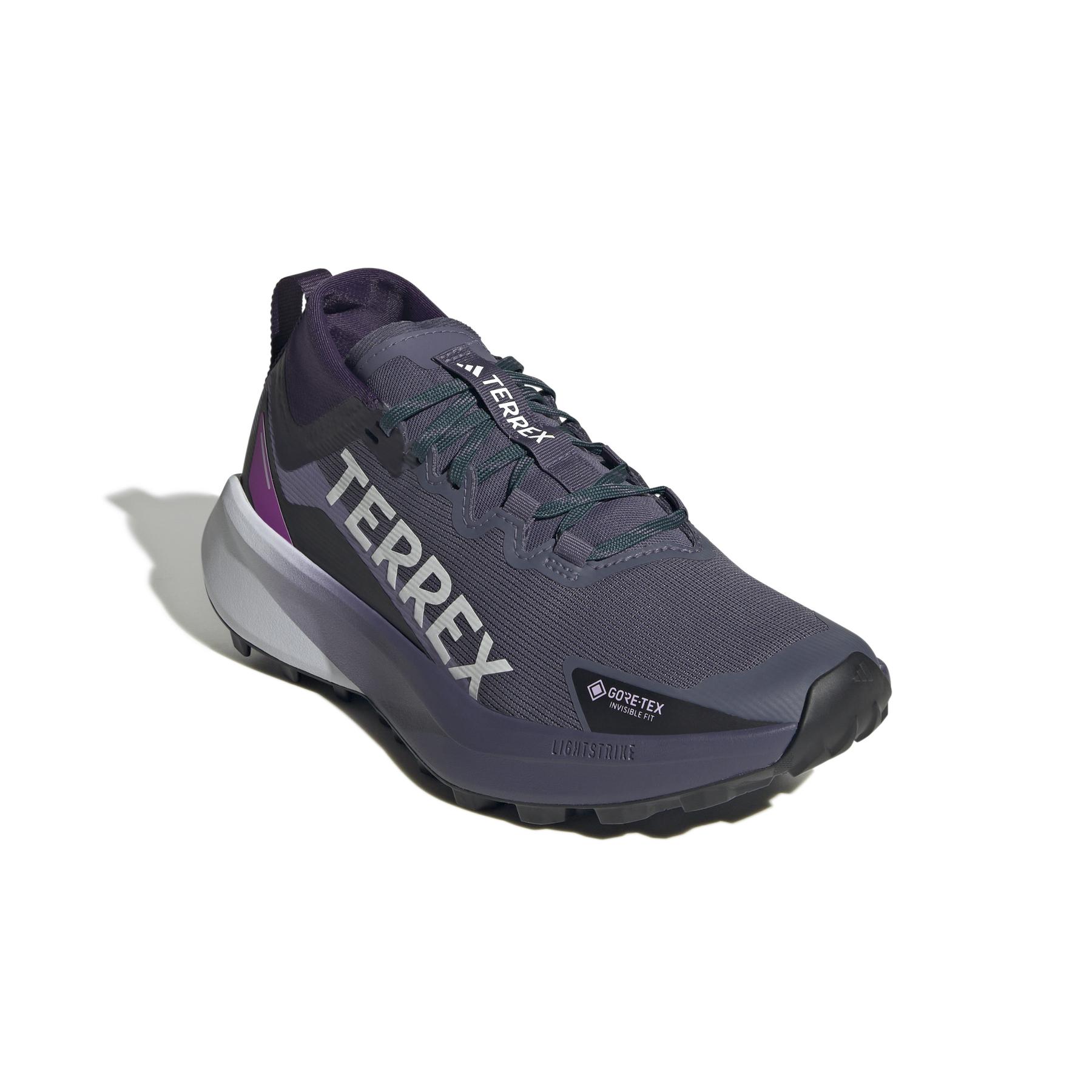 product/a/d/adidas_jr7785_6_footwear_photography_front_lateral_top_view_white.jpg