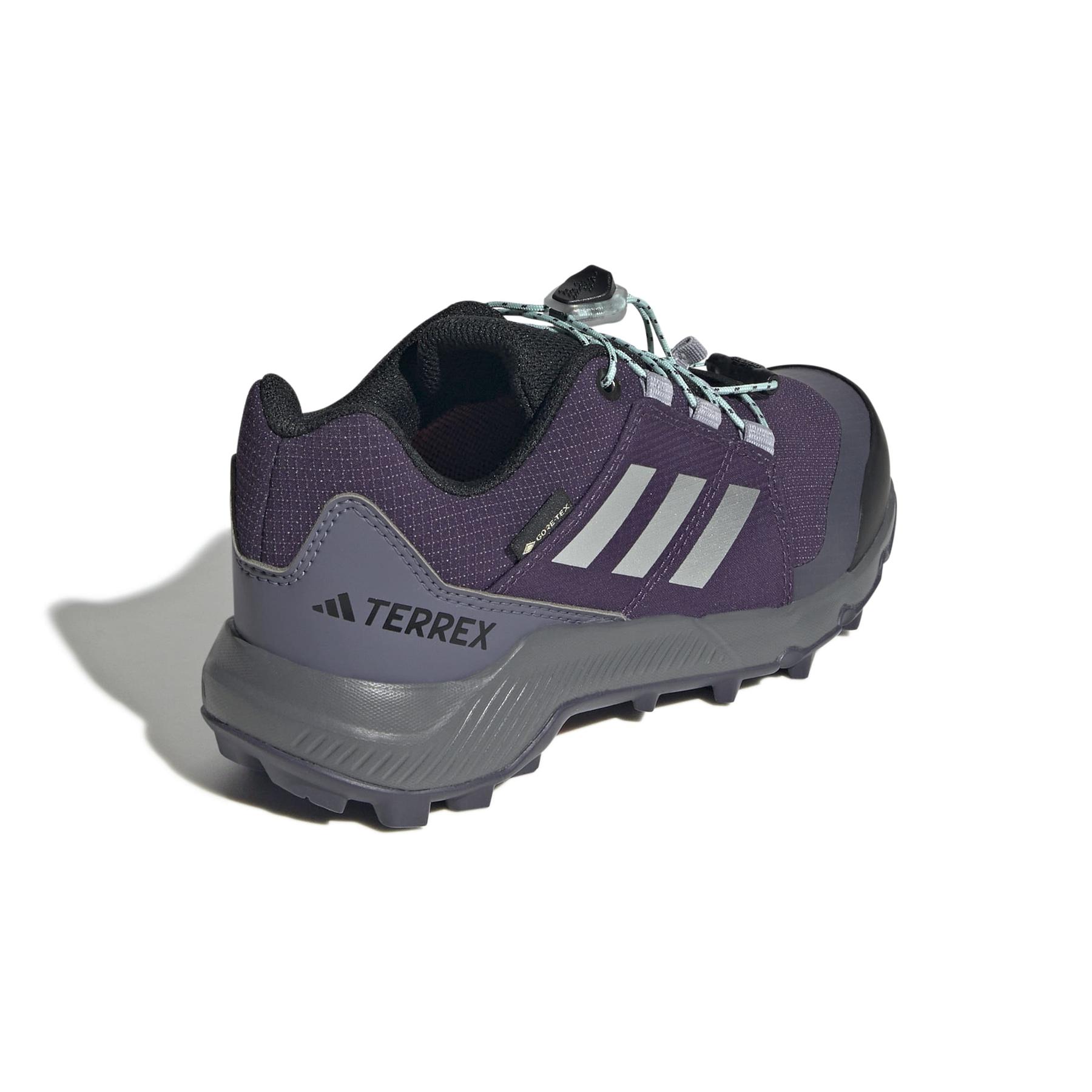 product/a/d/adidas_js2930_7_footwear_photography_back_lateral_top_view_white-nw091725.jpg