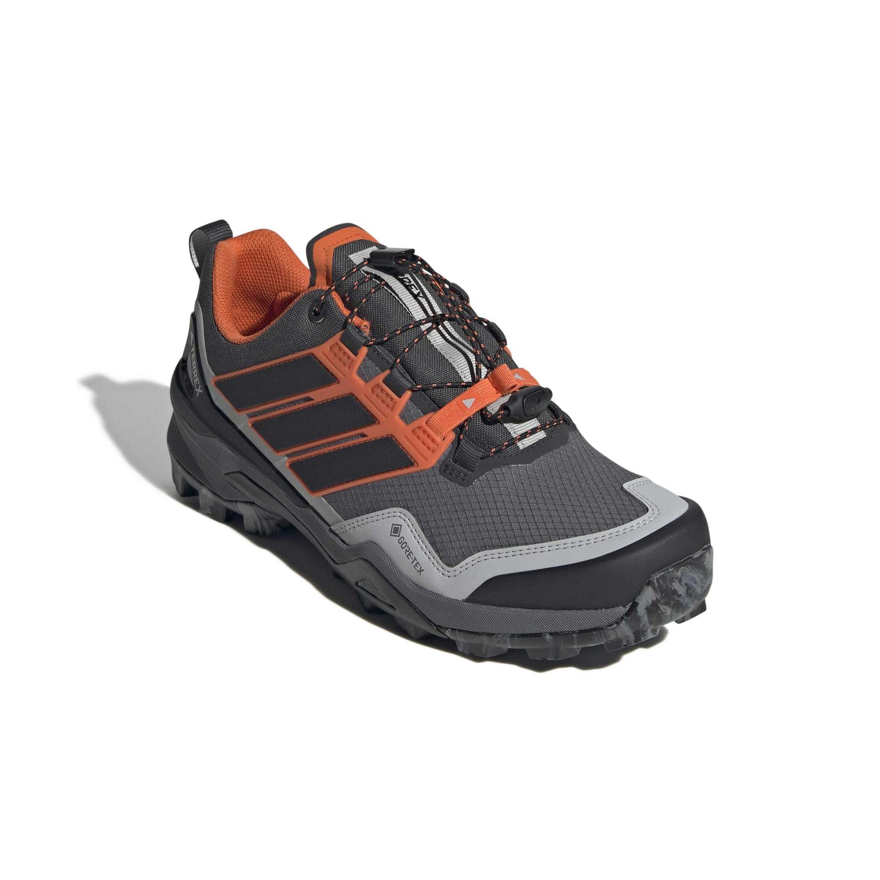 product/a/d/adidas_js4613_6_footwear_photography_front_lateral_top_view_white-nw091725.jpg
