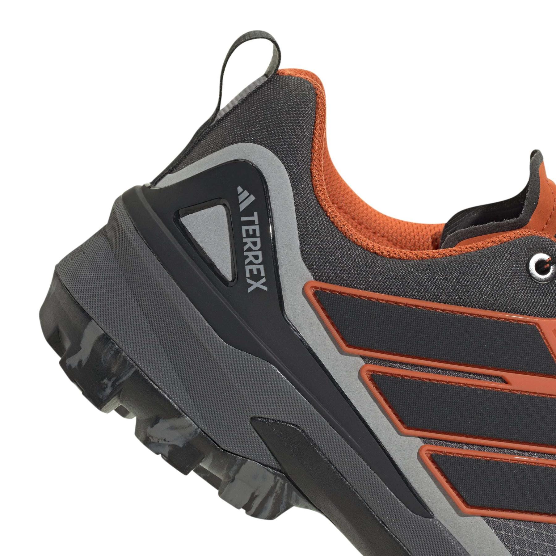 product/a/d/adidas_js4613_8_footwear_photography_detail_view_1_white-nw091725.jpg